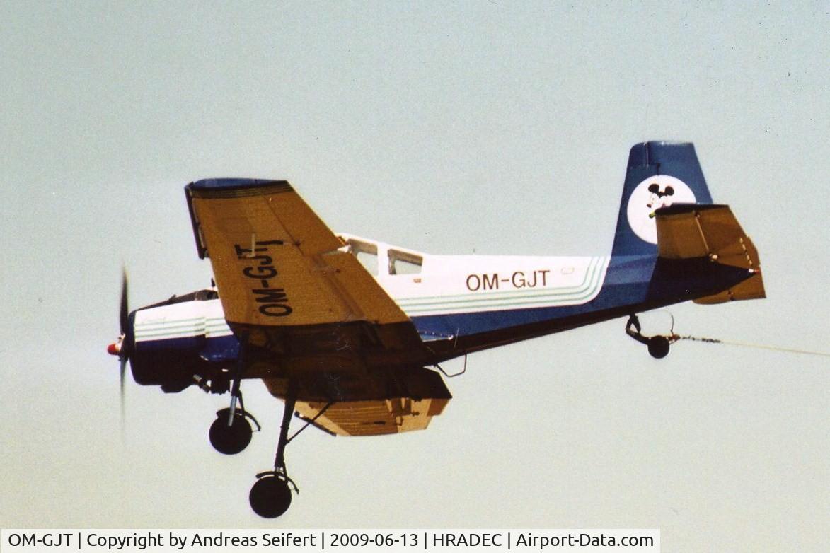 OM-GJT, Let Z-37 C-3 C/N 22-12, Hradec-Kralove 13.6.2009
