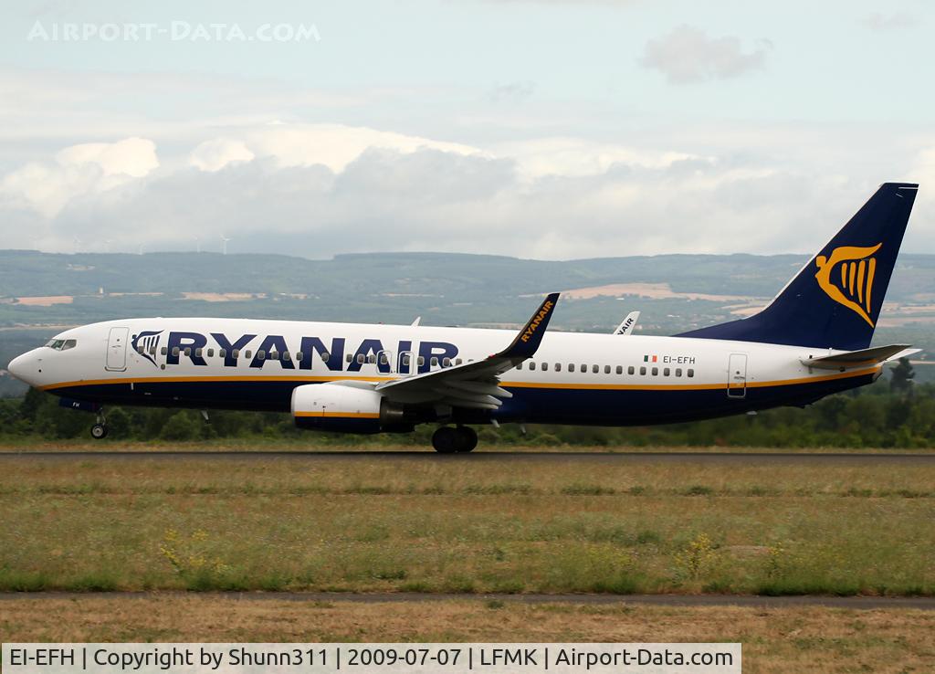 EI-EFH, 2009 Boeing 737-8AS C/N 35012, Taking off rwy 28
