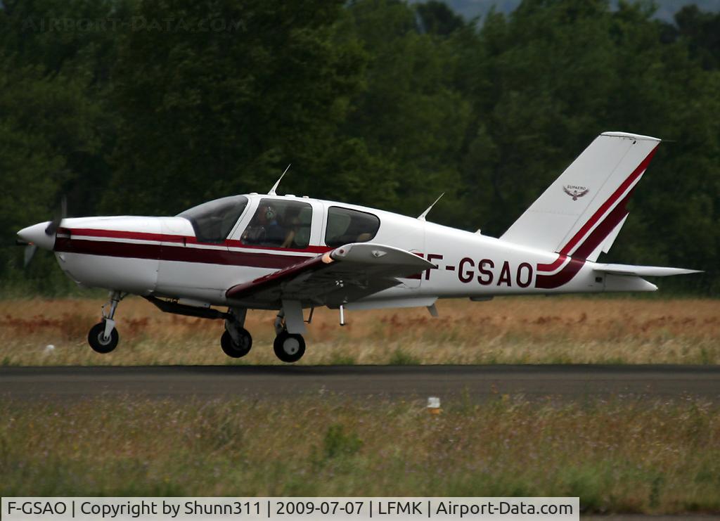 F-GSAO, Socata TB-20 C/N 1801, Just a landing/take off for this aircraft today...