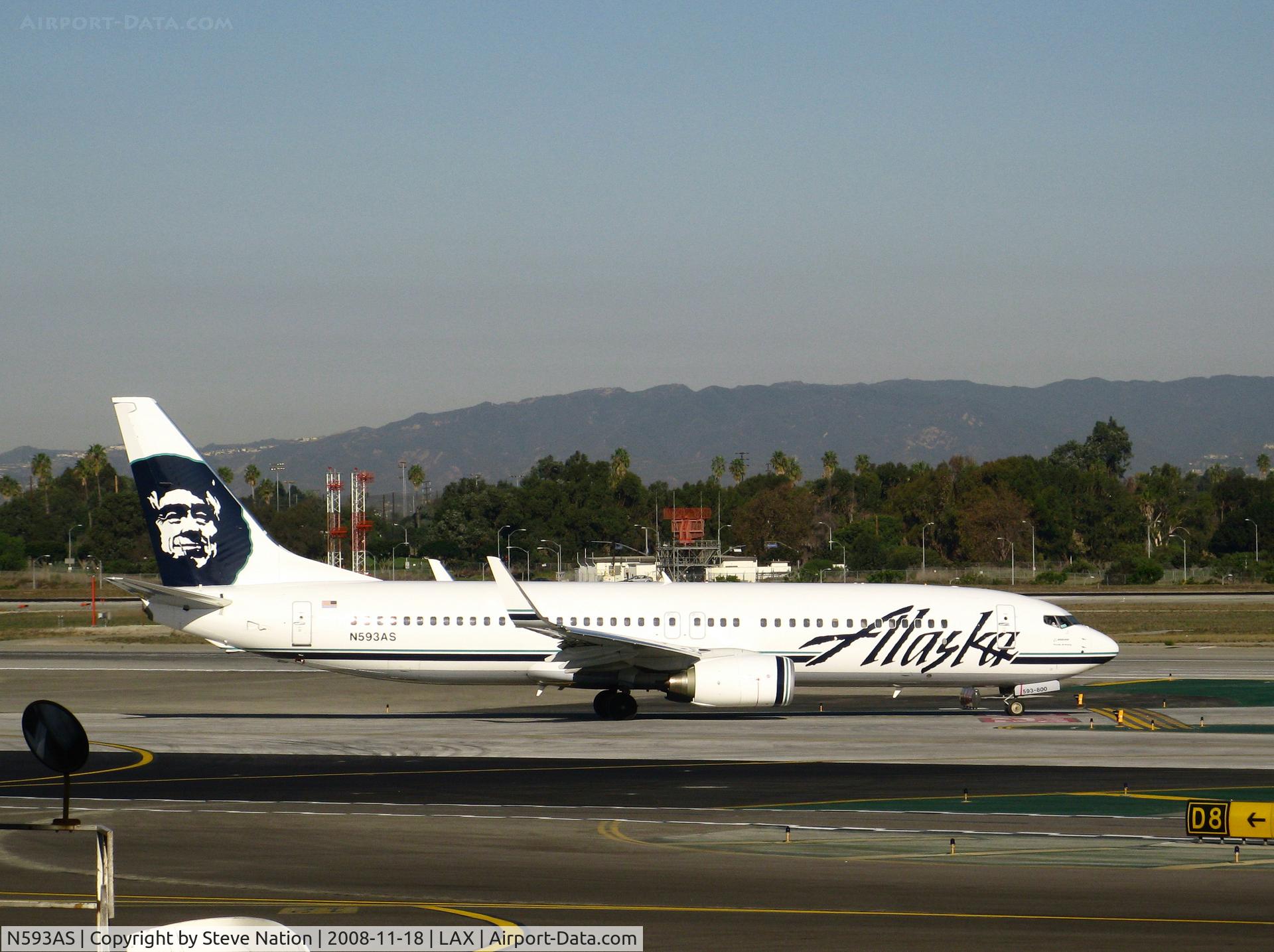 N593AS, 2008 Boeing 737-890 C/N 35107, Alaska 2008 Boeing 737-890 taxiing to RW 24L