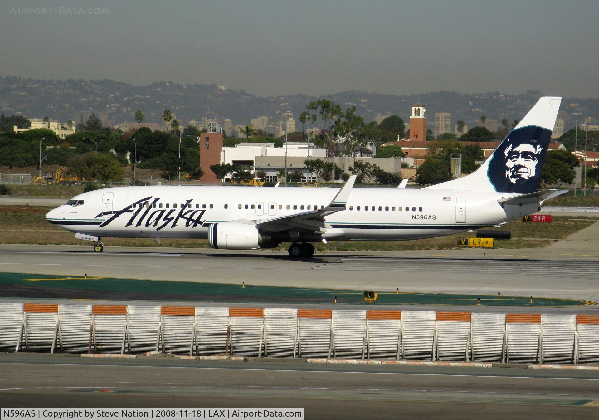 N596AS, 2008 Boeing 737-890 C/N 35688, Alaska 2008 Boeing 737-890 rolling on RW 24L