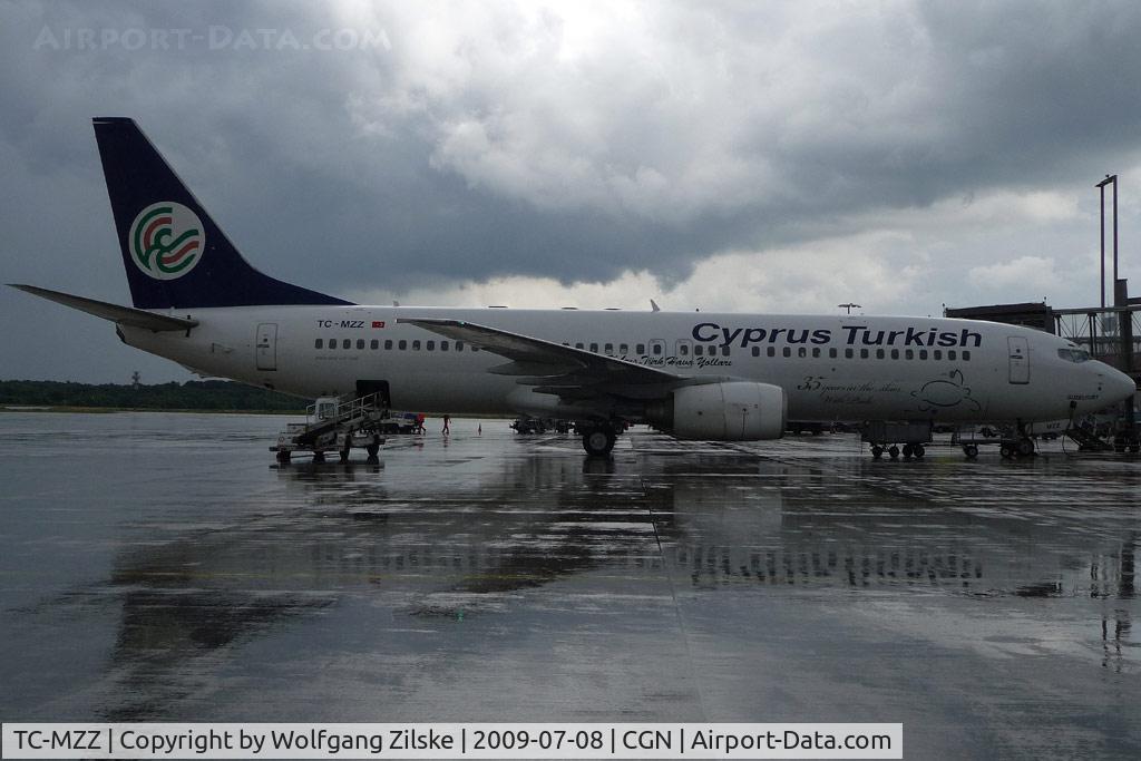 TC-MZZ, 2000 Boeing 737-8S3 C/N 29247, visitor