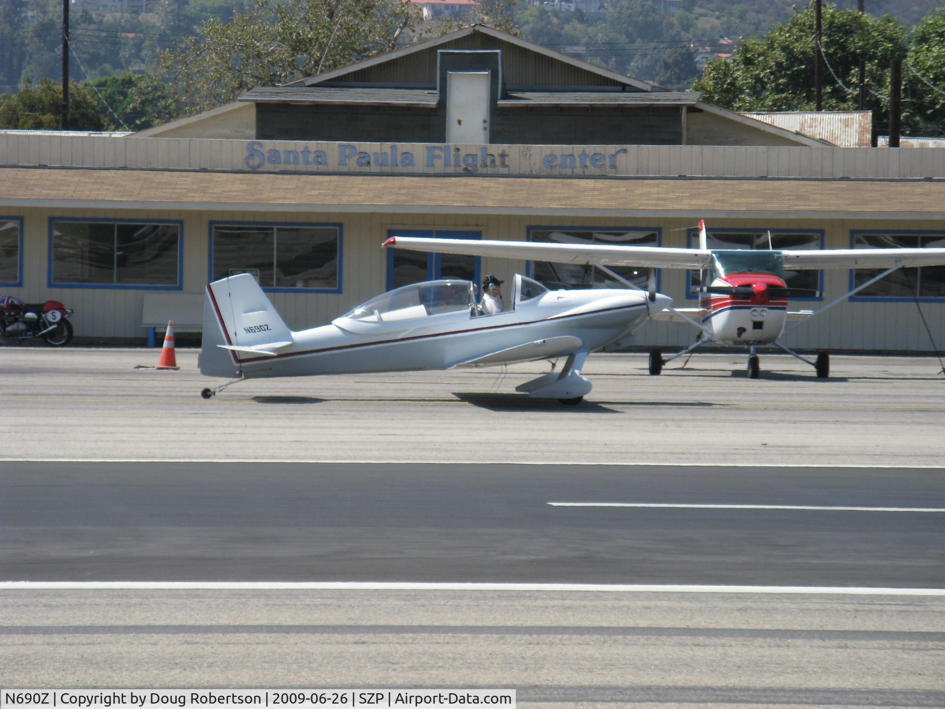 N690Z, 1992 Vans RV-4 C/N 2029, 1992 Kalisz VAN's RV-4, Lycoming O&VO-360 180 Hp, taxi to Rwy 22