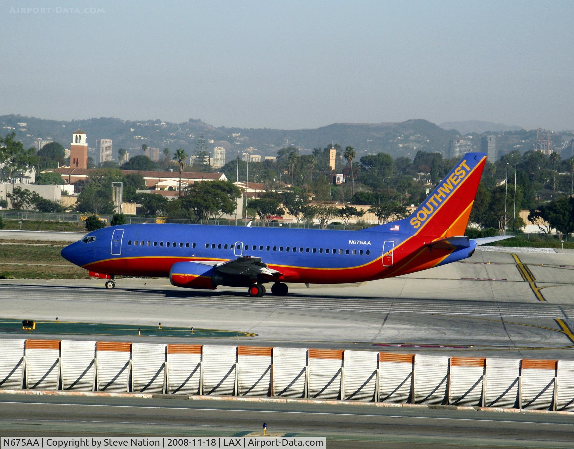 N675AA, 1985 Boeing 737-3A4 C/N 23253, Southwest 1985 Boeing 737-3A4 in new colors w/o winglets rolling on RW 24L