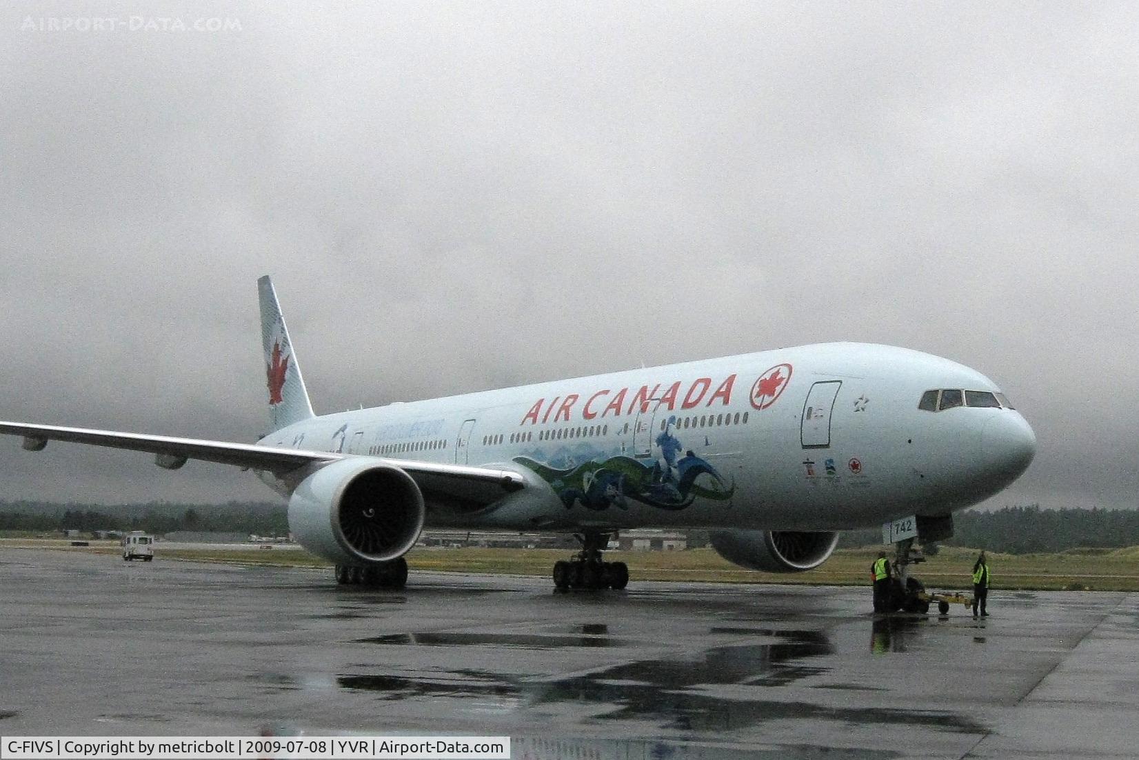 C-FIVS, 2009 Boeing 777-333/ER C/N 35784, 