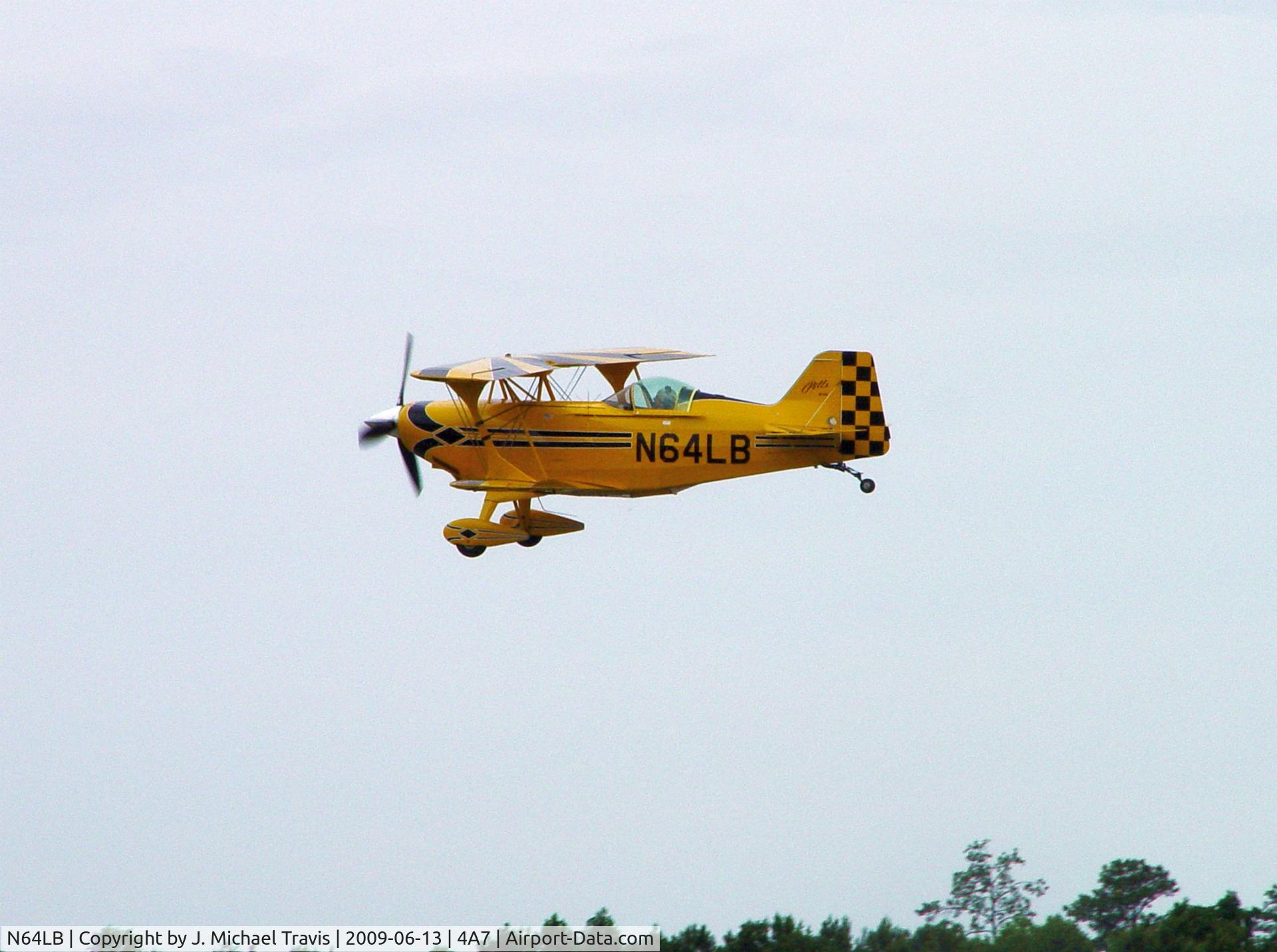 N64LB, 1999 Aviat Pitts S-2C Special C/N 6028, N64LB on short final at 4A7.  See the pilot trying to look around the nose, must be even harder during the flare and roll-out!