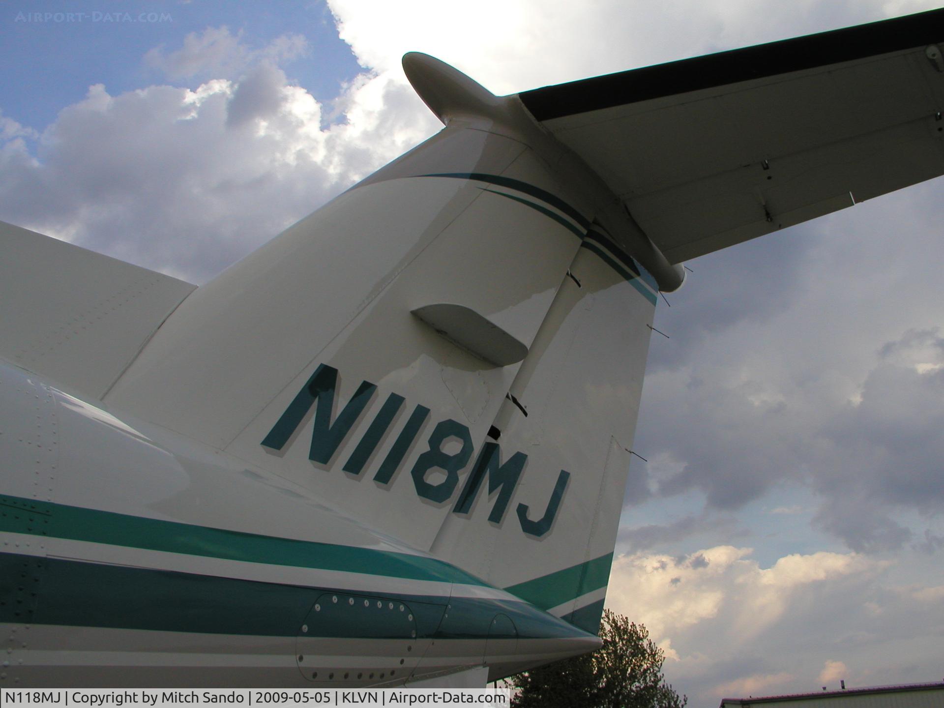 N118MJ, 1982 Beech F90 King Air C/N LA-199, Parked on the ramp at Airlake.