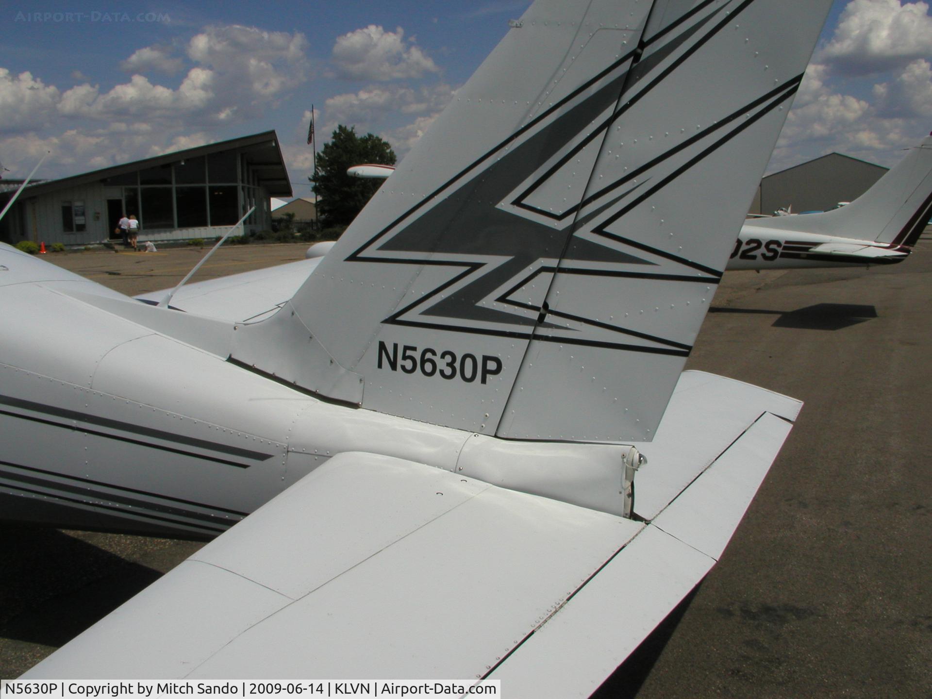 N5630P, 1959 Piper PA-24-250 Comanche C/N 24-700, Parked on the ramp at Airlake.
