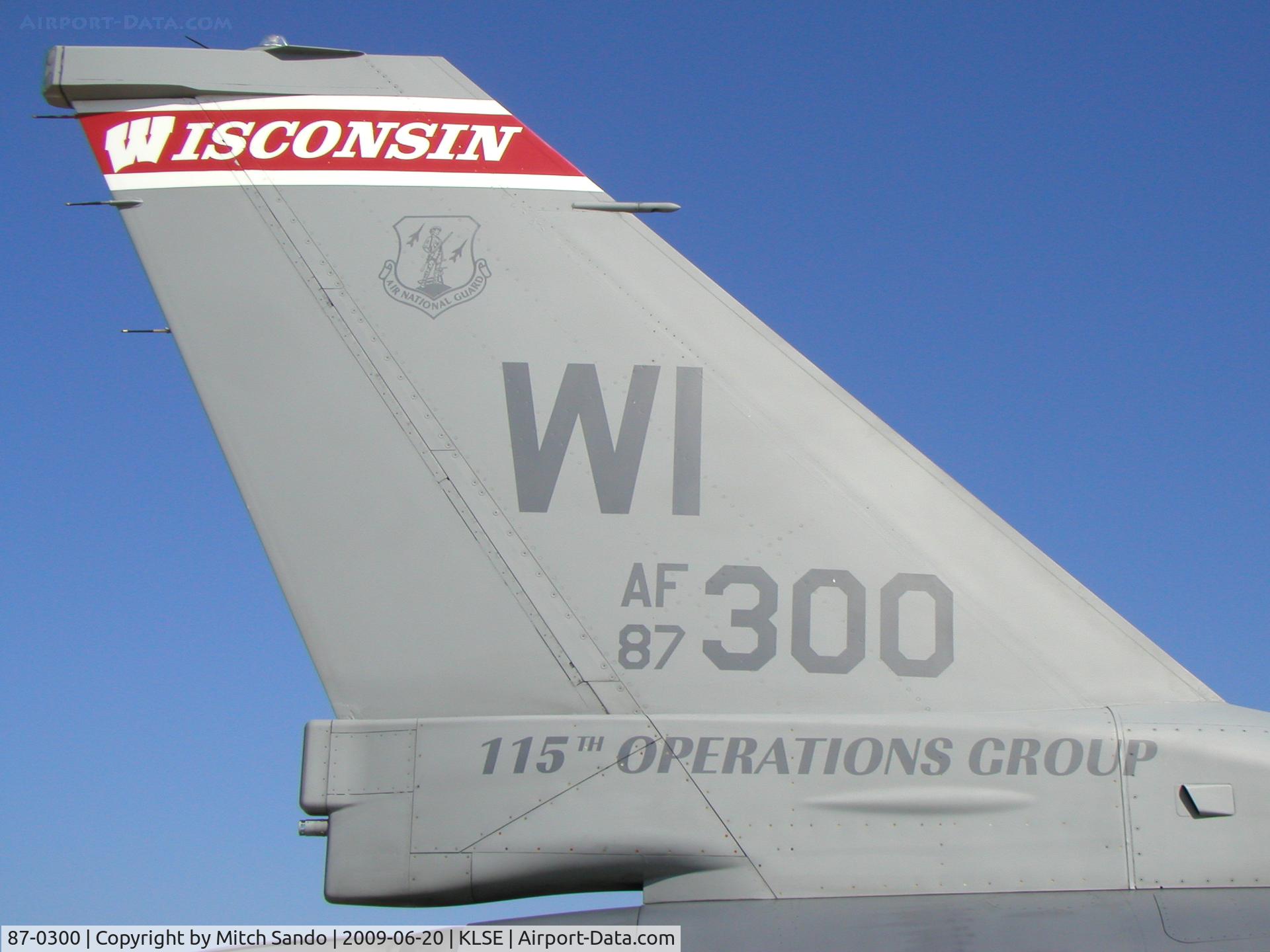 87-0300, 1987 General Dynamics F-16C Fighting Falcon C/N 5C-561, Deke Slayton Airfest 2009.