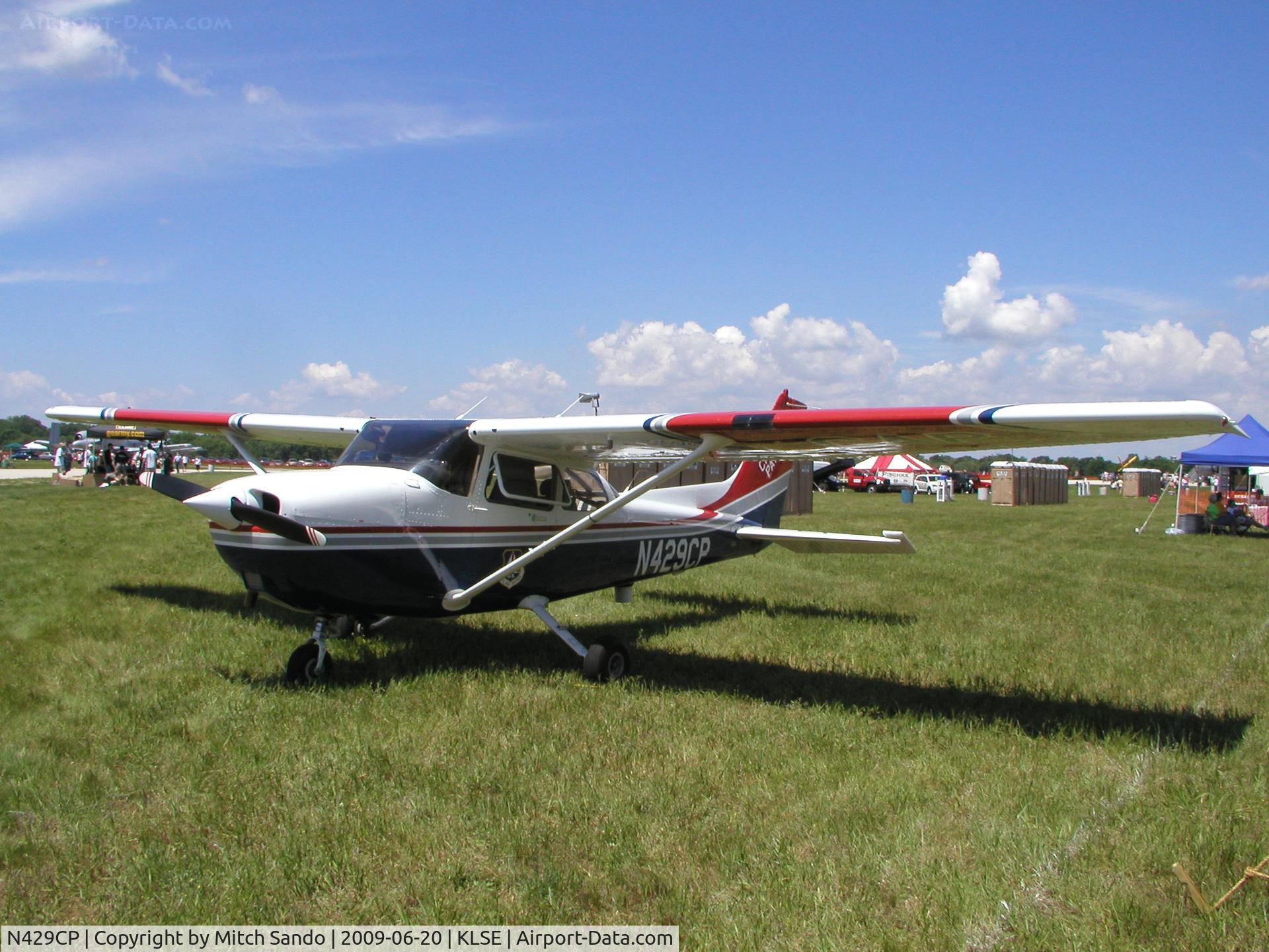 N429CP, 2001 Cessna 172S C/N 172S8691, Deke Slayton Airfest 2009.