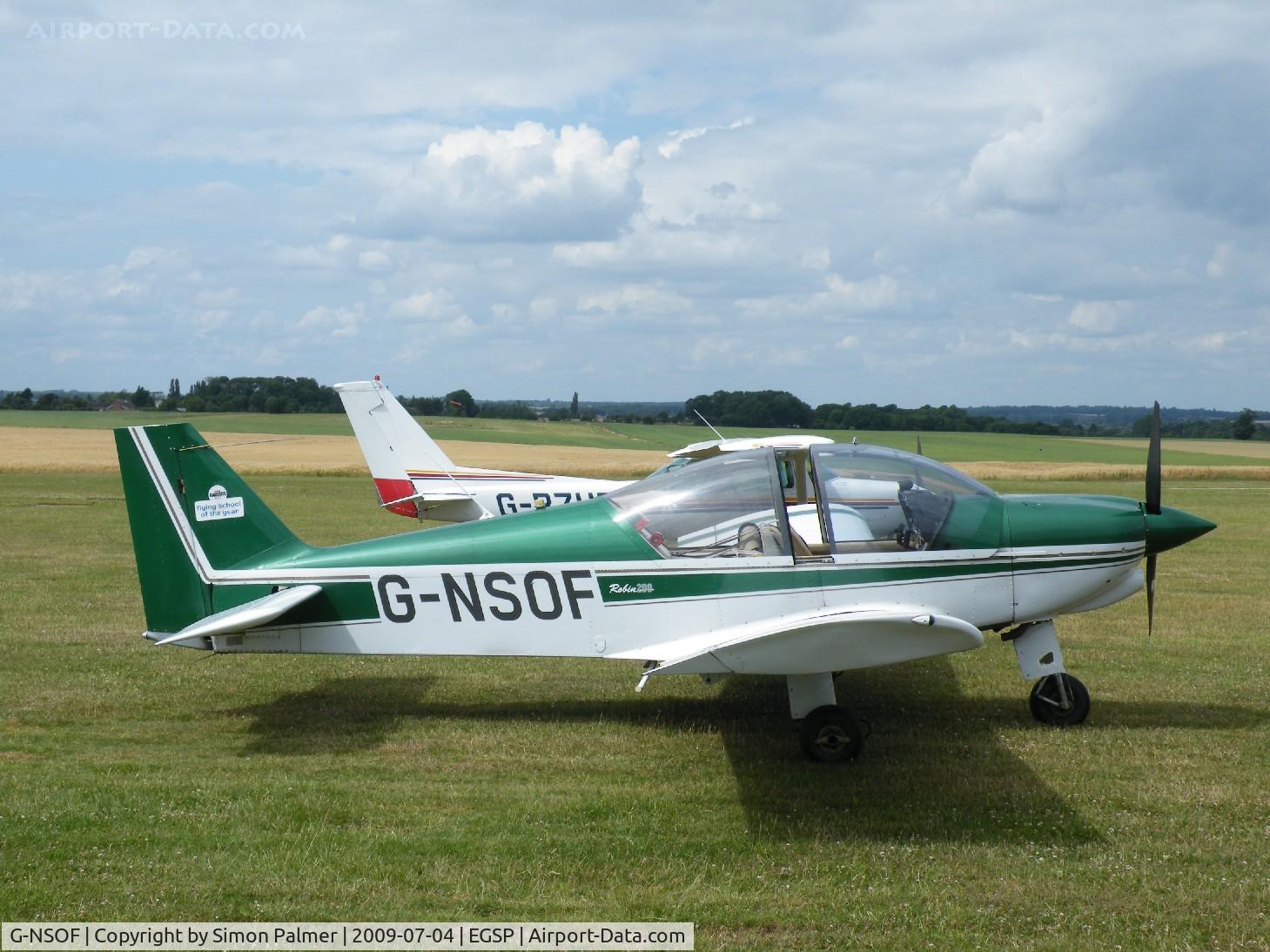 G-NSOF, 1999 Robin HR-200-120B C/N 334, Robin HR200 based at Sibson