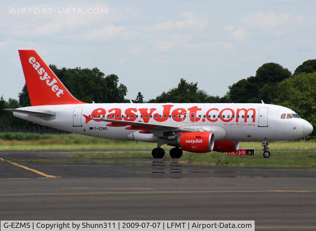 G-EZMS, 2004 Airbus A319-111 C/N 2378, Taxiing to the terminal...