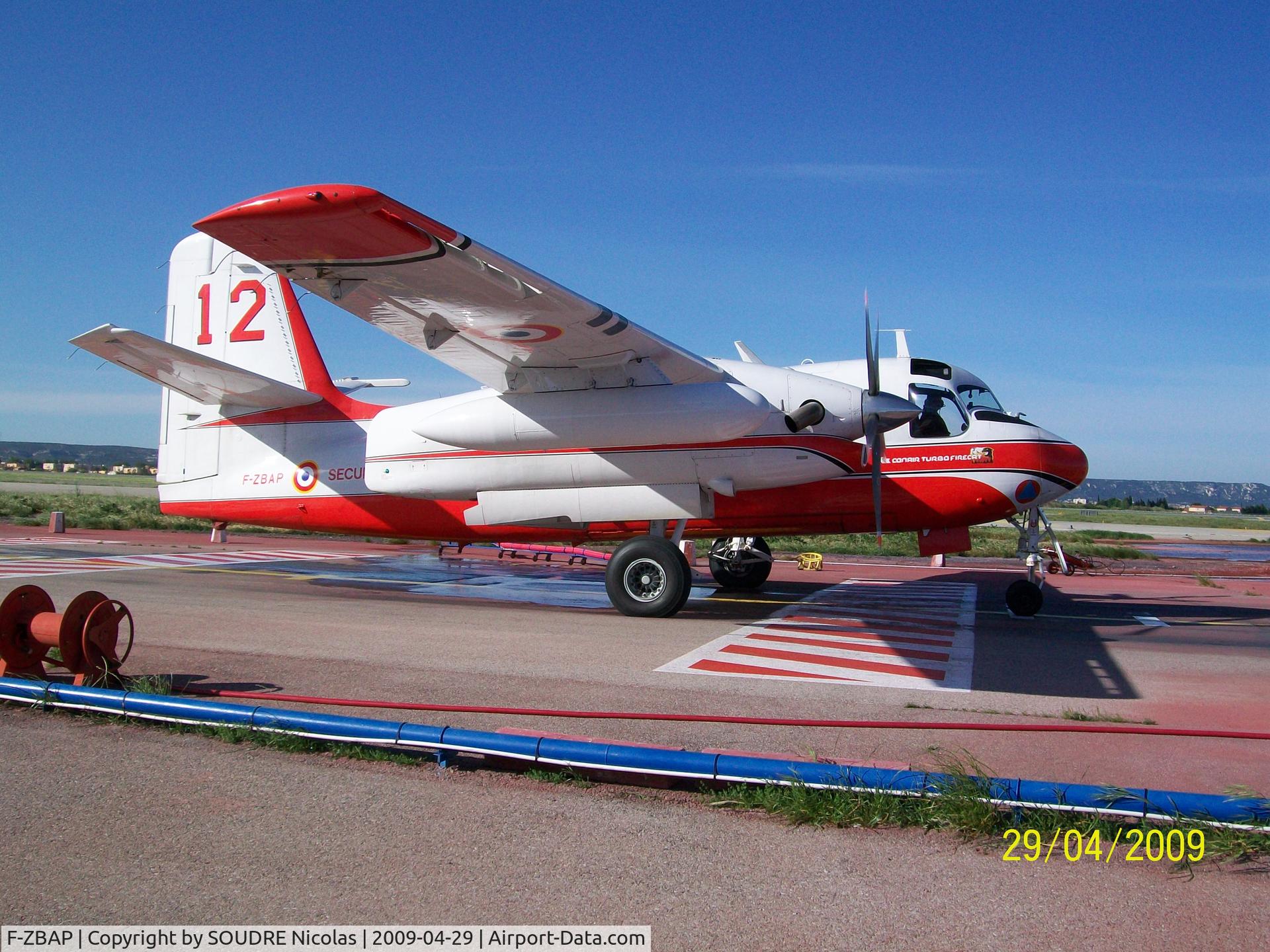 F-ZBAP, 1957 Grumman (Conair) S-2T Turbo Firecat C/N 026, Marseille 2009