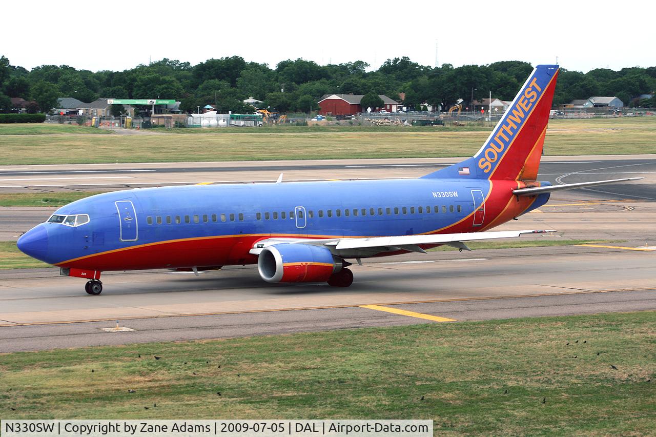 N330SW, 1988 Boeing 737-3H4 C/N 23694, Southwest Airlines at Dallas Love Field