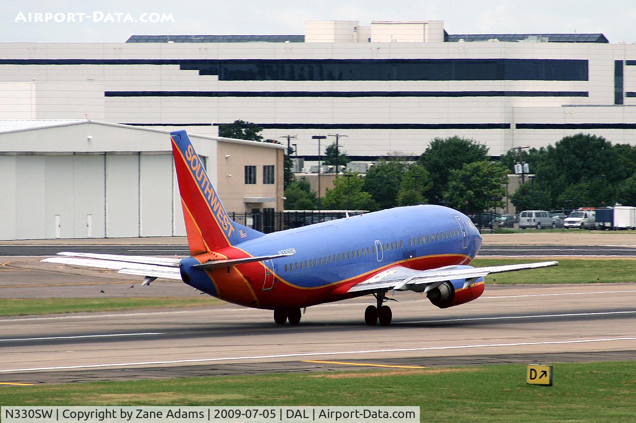 N330SW, 1988 Boeing 737-3H4 C/N 23694, Southwest Airlines at Dallas Love Field