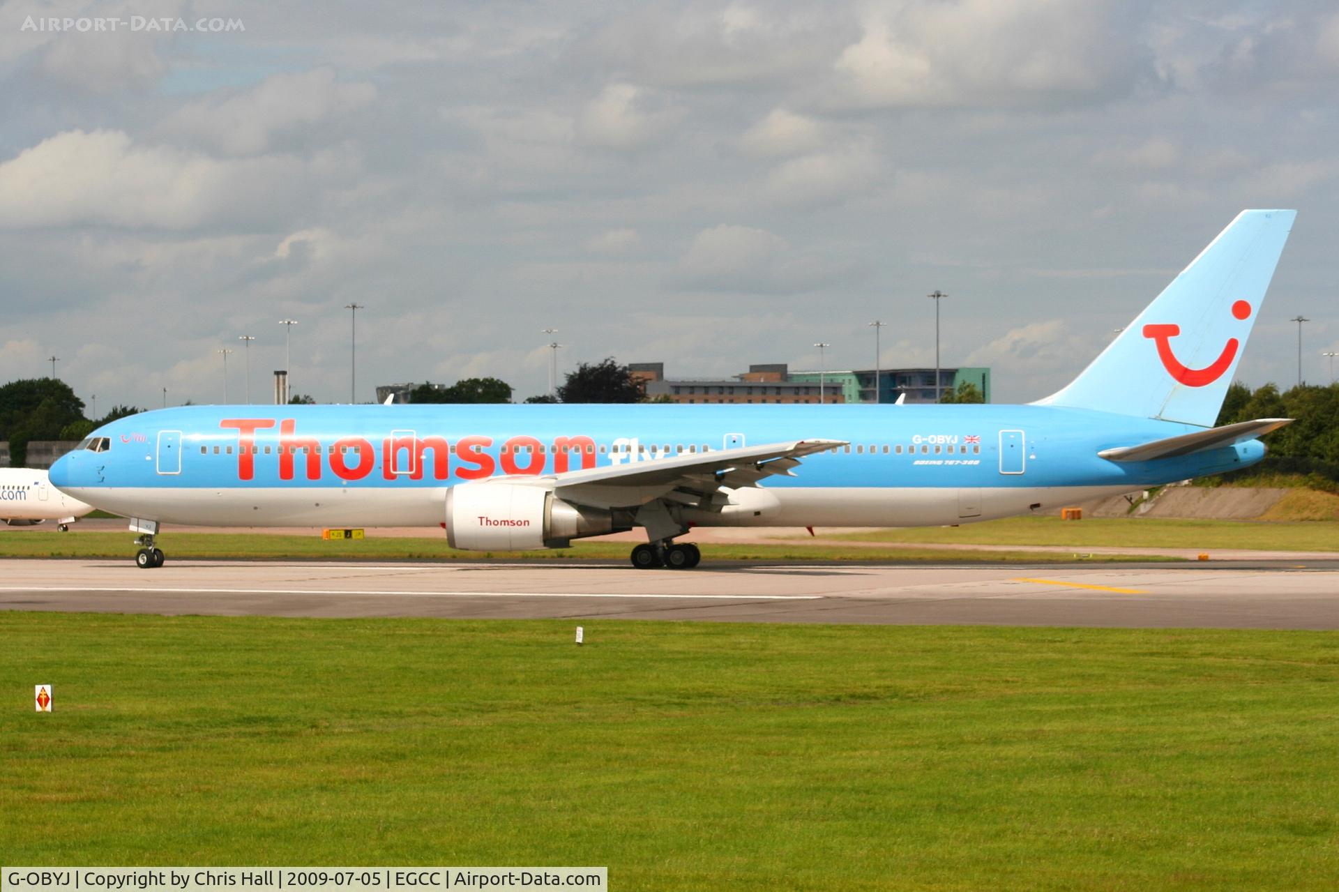 G-OBYJ, 2000 Boeing 767-304 C/N 29384, Thomson