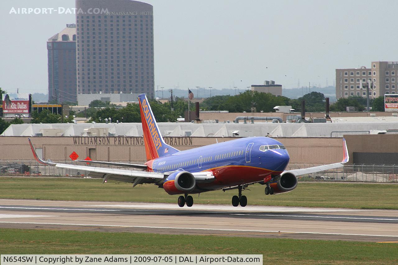 N654SW, 1997 Boeing 737-3H4 C/N 28399, Southwest Airlines at Dallas Love Field