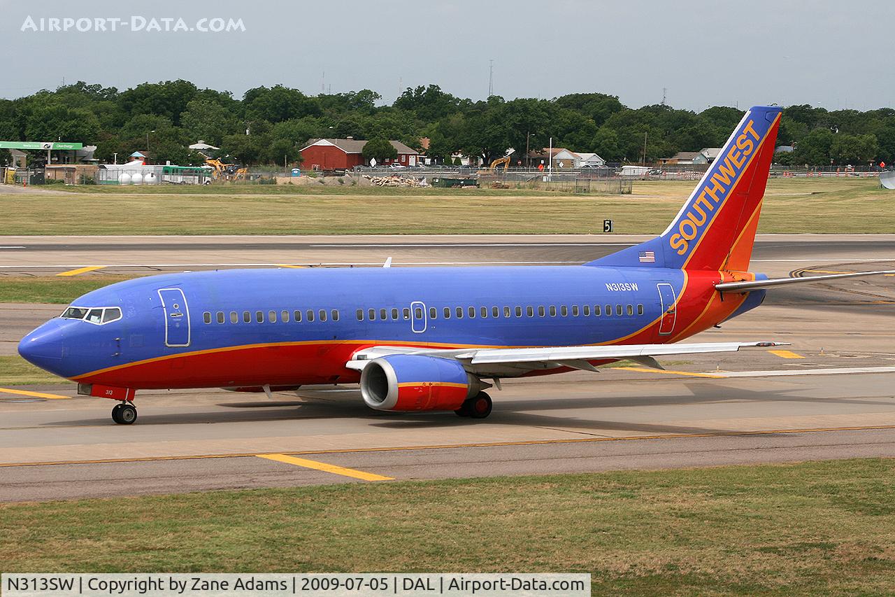 N313SW, 1986 Boeing 737-3H4 C/N 23335, Southwest Airlines at Dallas Love Field