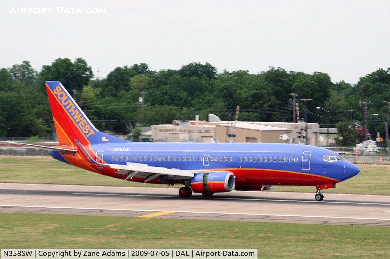 N358SW, 1992 Boeing 737-3H4 C/N 26595, Southwest Airlines at Dallas Love Field
