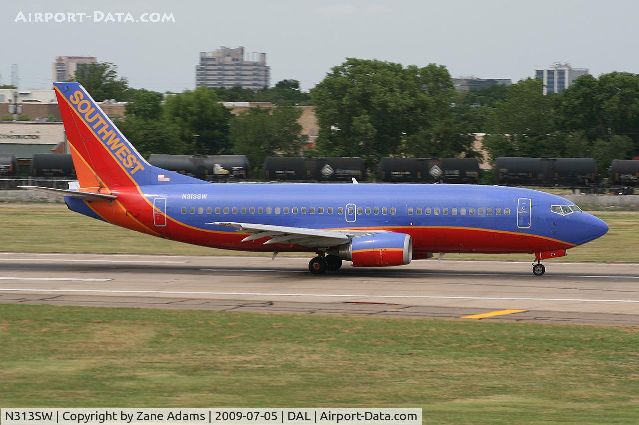 N313SW, 1986 Boeing 737-3H4 C/N 23335, Southwest Airlines at Dallas Love Field