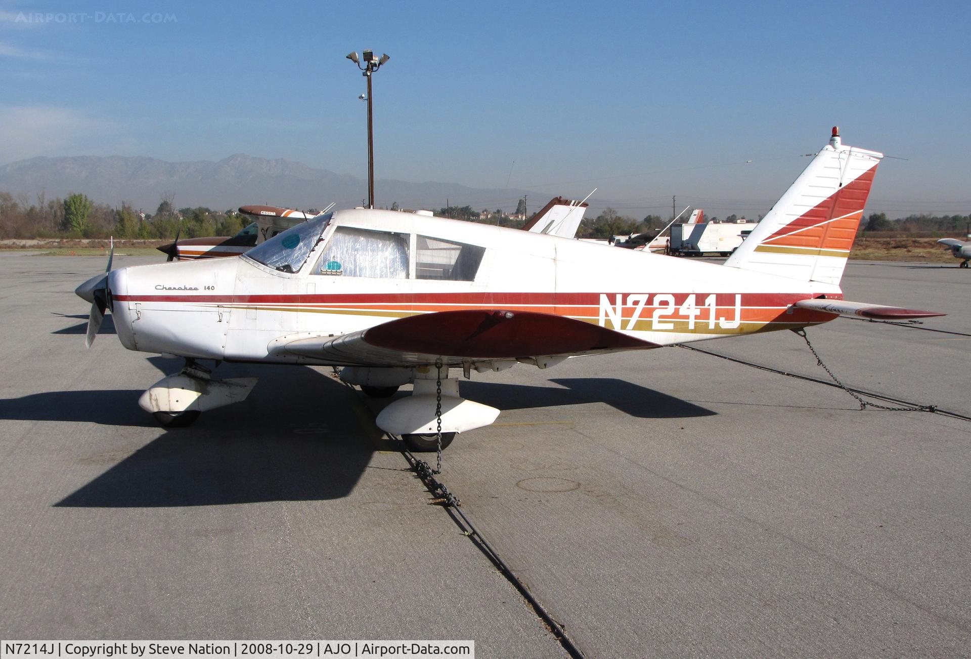 N7214J, 1968 Piper PA-28-140 C/N 28-24549, 1968 Piper PA-28-140 Cherokee @ 