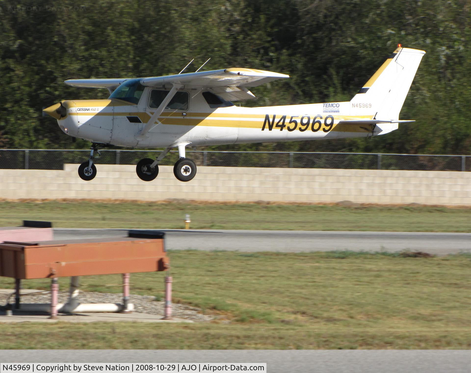 N45969, 1978 Cessna 152 C/N 15282967, TEMCO International 1978 Cessna 152 II on final during training flight @ 