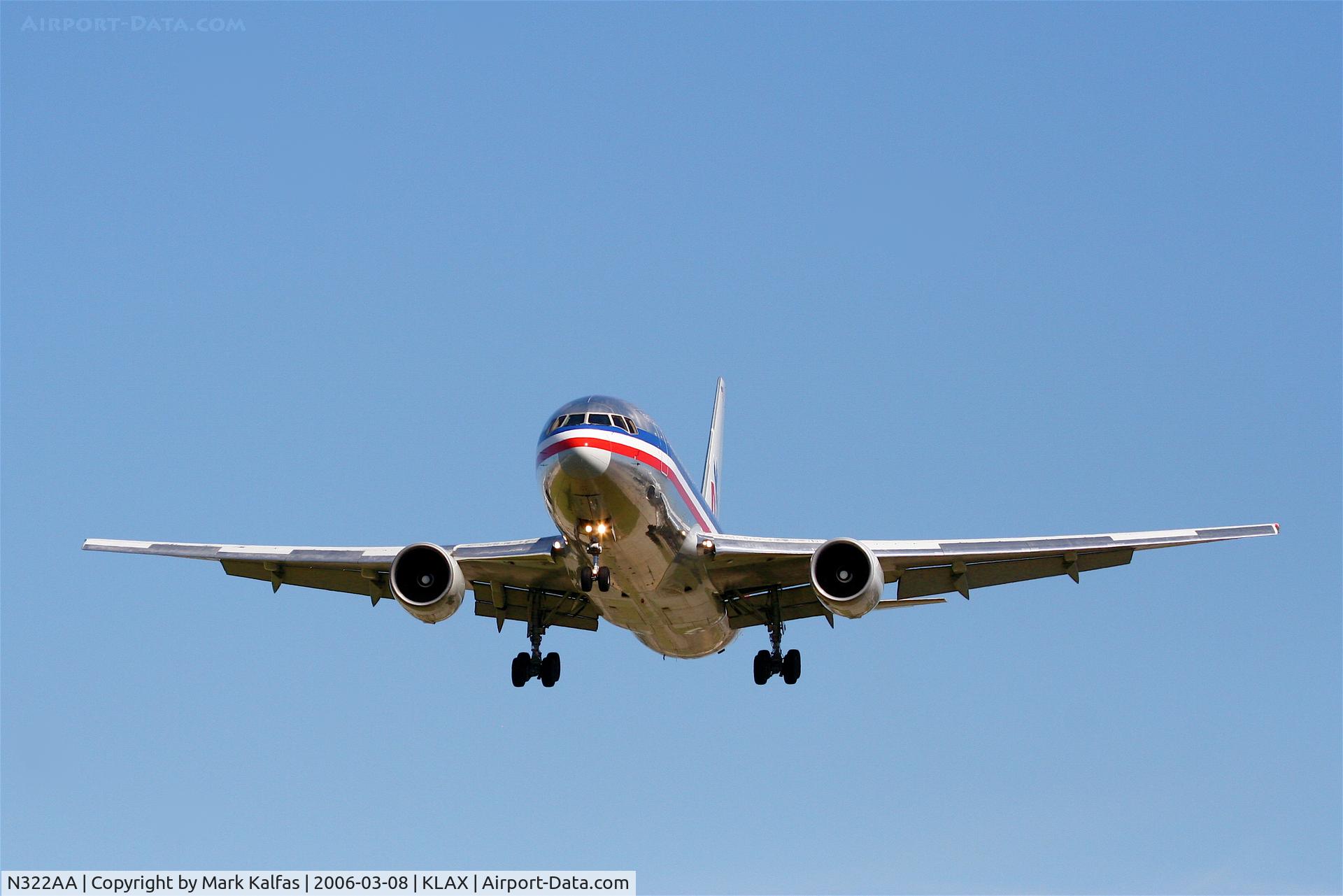 N322AA, 1986 Boeing 767-223 C/N 22323, American 767-223, N322AA, RWY 25L Approach KLAX.