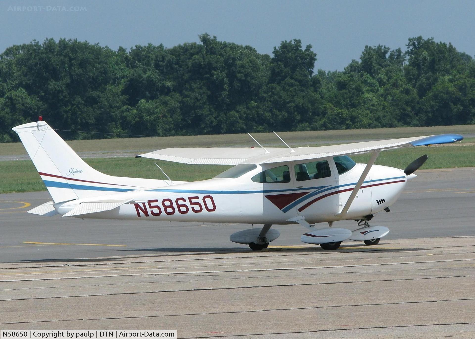 N58650, 1973 Cessna 182P Skylane C/N 18262205, At Downtown Shreveport.