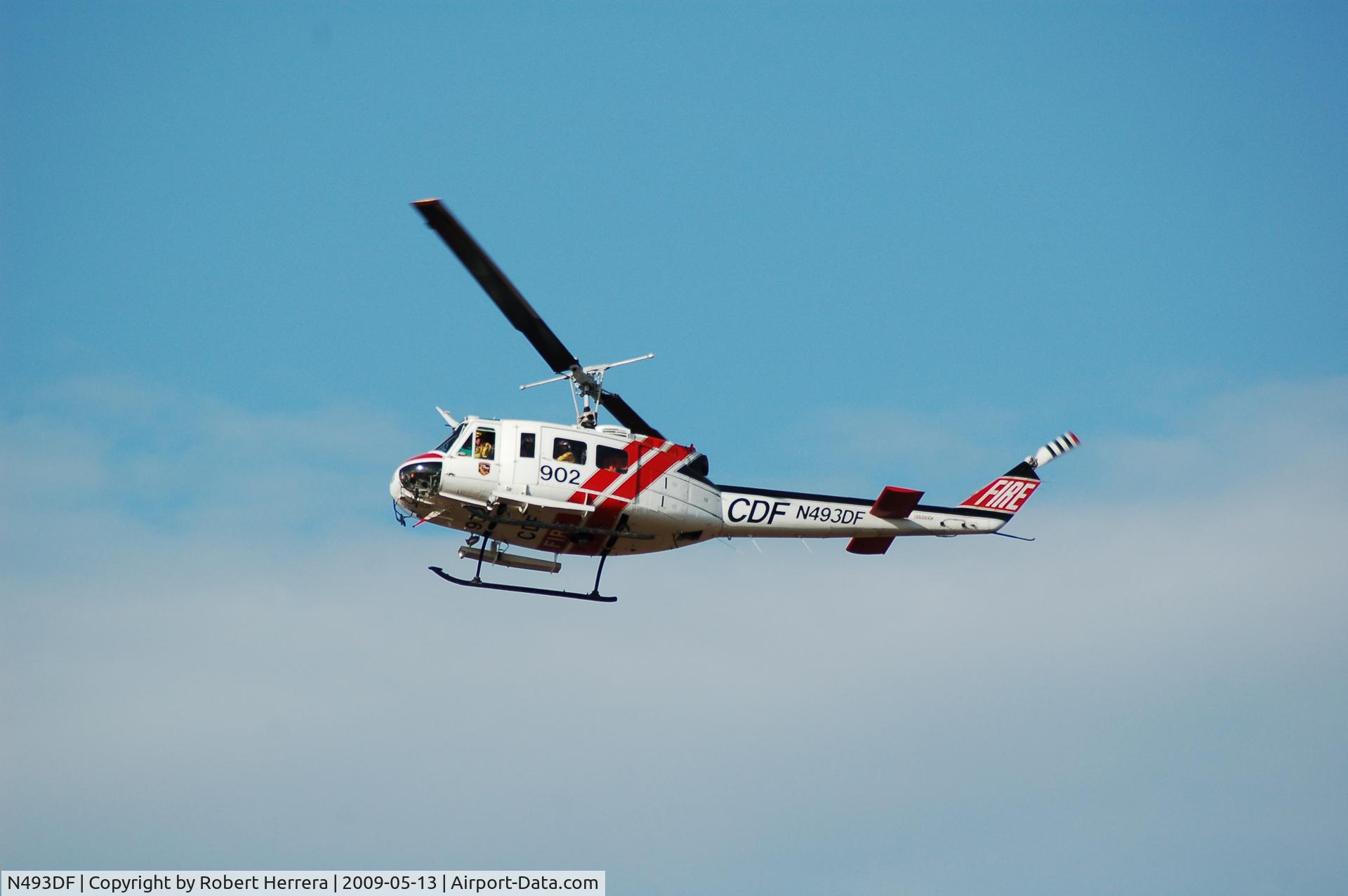 N493DF, 1969 Bell EH-1H Iroquois C/N 12001, Visiting Vina Helitack