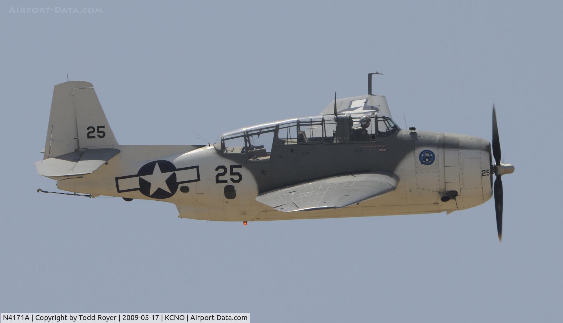 N4171A, 1945 Grumman TBM-3E Avenger C/N 4426 (Bu91521), Chino Airshow 2009