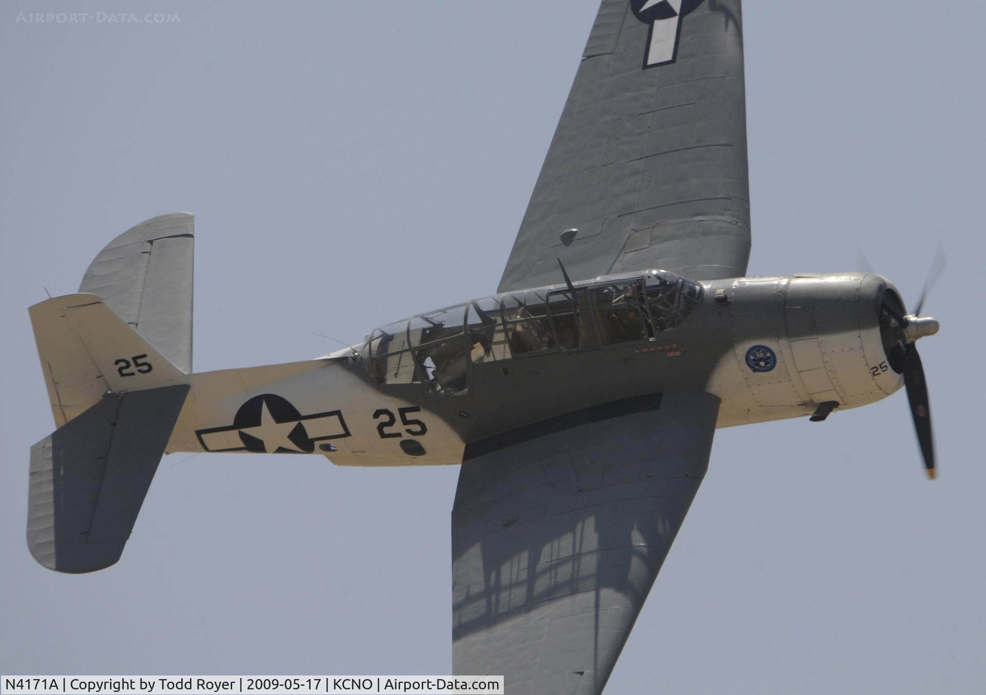 N4171A, 1945 Grumman TBM-3E Avenger C/N 4426 (Bu91521), Chino Airshow 2009