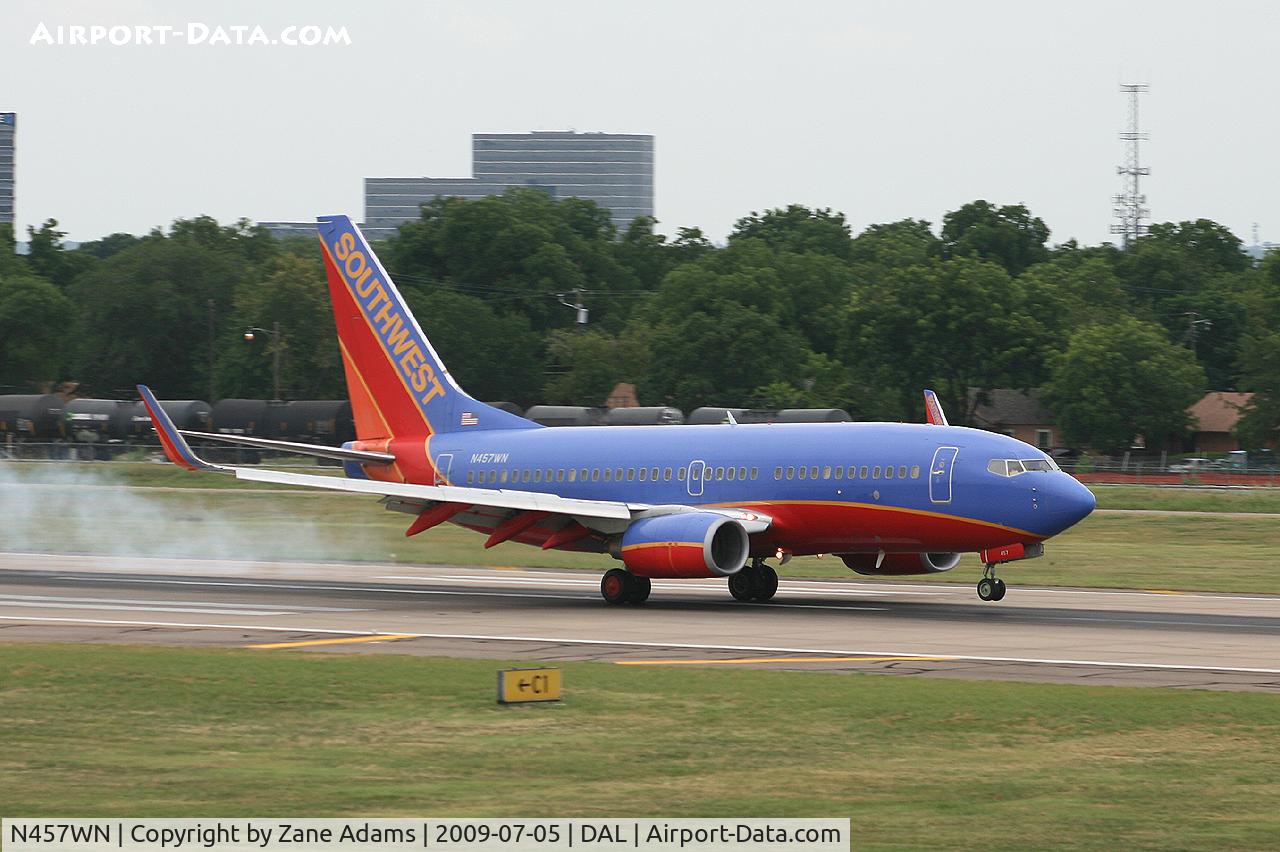 N457WN, 2004 Boeing 737-7H4 C/N 33856, Southwest Airlines at Dallas Love Field