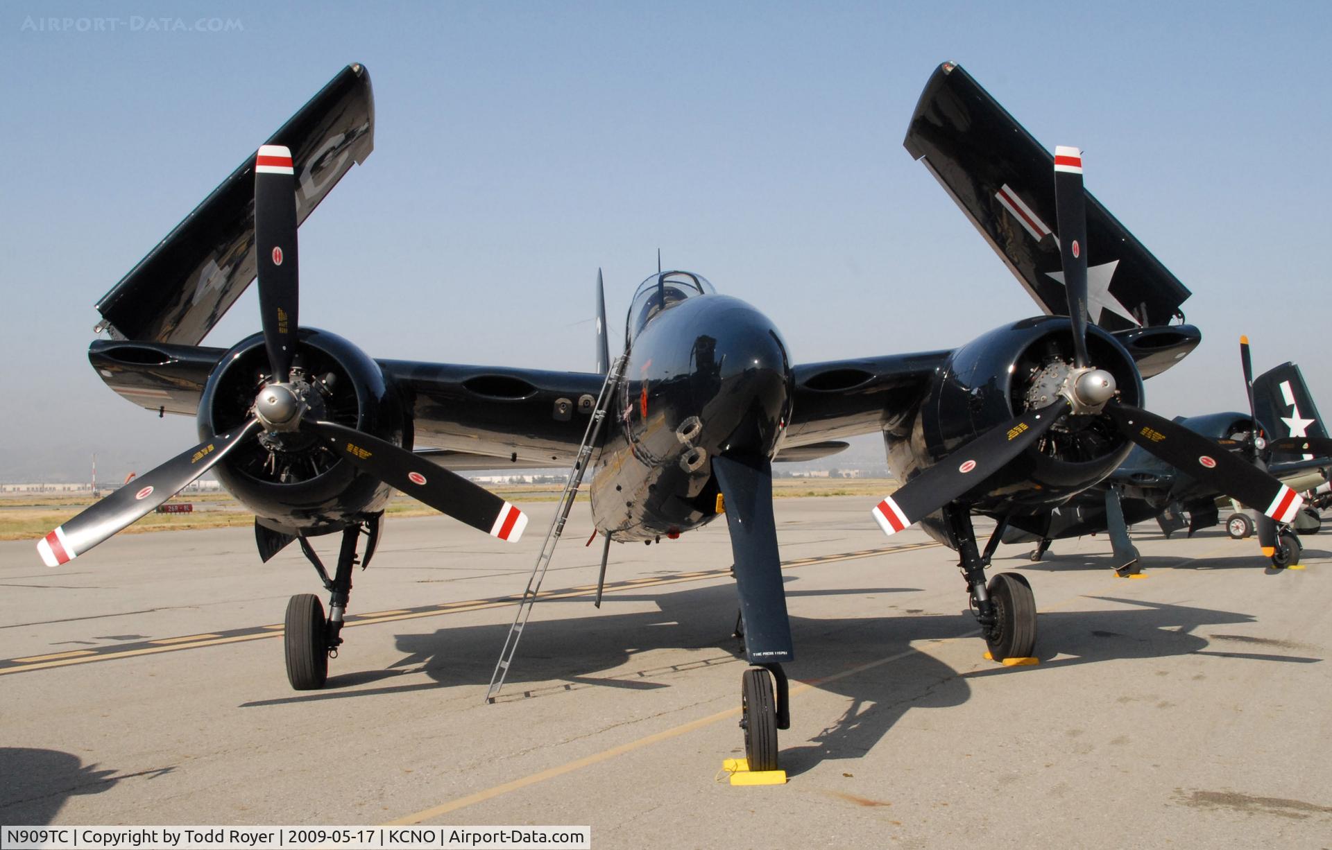 N909TC, 1945 Grumman F7F-3P Tigercat C/N 80425, Chino Airshow 2009