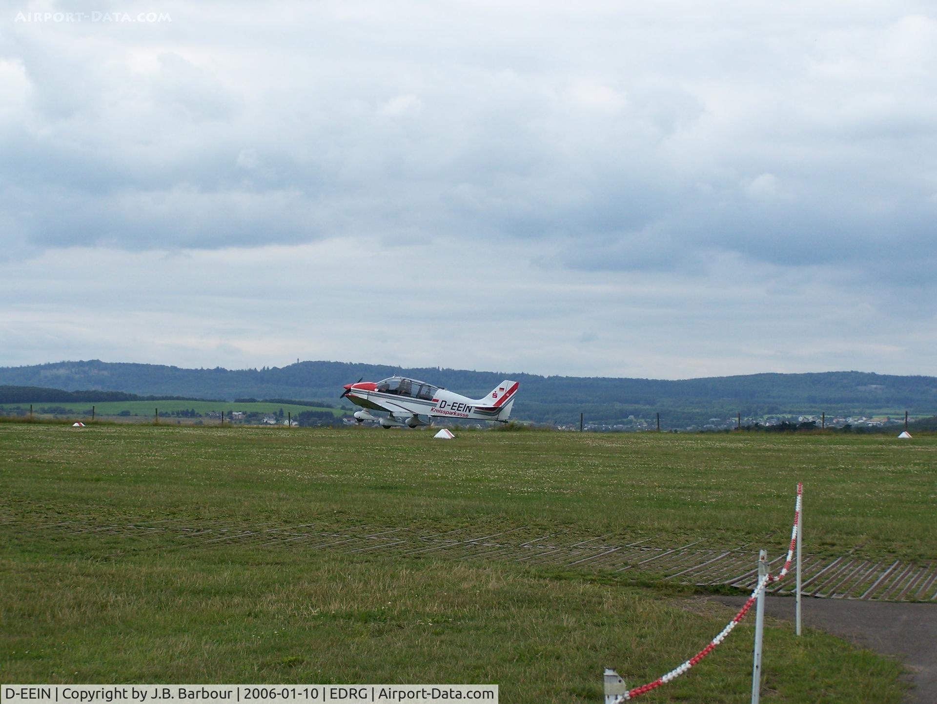 D-EEIN, Robin DR-400-160 Chevalier C/N 935, At Göttschied AP, Germany