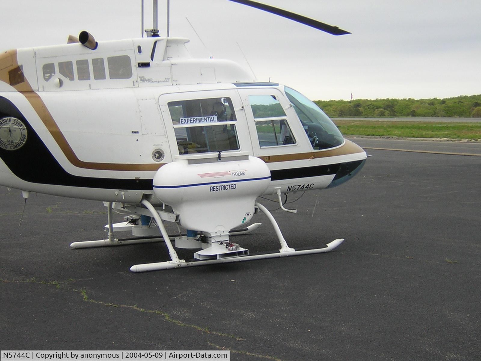 N5744C, 1980 Bell 206B C/N 3060, Bell 206B with ISOLAIR Dry Broadcaster
