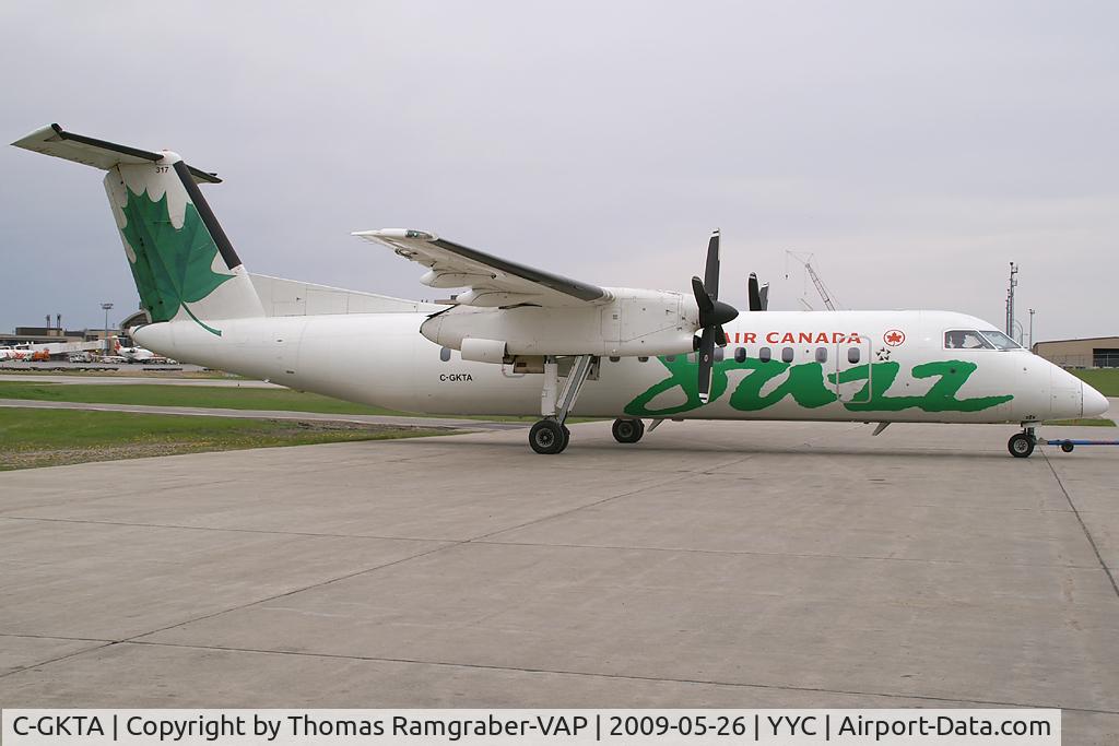 C-GKTA, 1989 De Havilland Canada DHC-8-301 Dash 8 C/N 124, Jazz DeHavilland Canada Dash 8-300