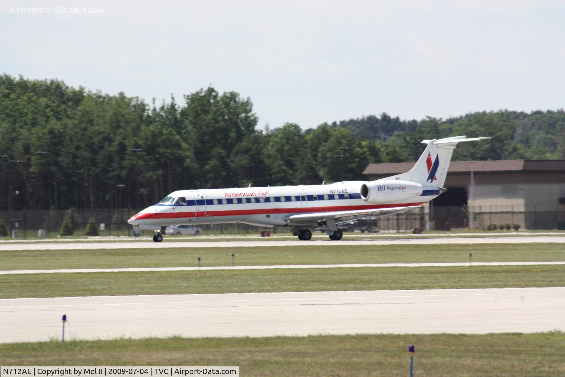 N712AE, 2000 Embraer ERJ-135LR (EMB-135LR) C/N 145247, EGF4928 - KTVC-KLGA - Departing RWY 10