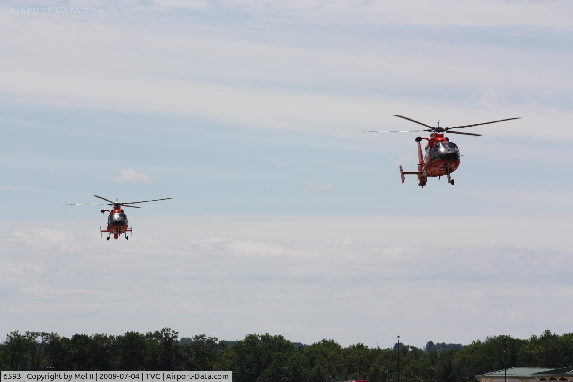 6593, Aerospatiale HH-65C Dolphin C/N 6295, Landing at The USCG Airstation
