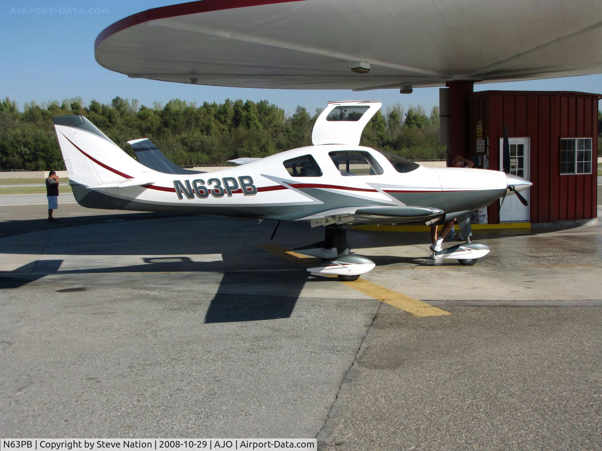 N63PB, 2007 Lancair ES C/N ES-178, 2007 Bricker Paul LANCAIR INTL ES gassing up under the 