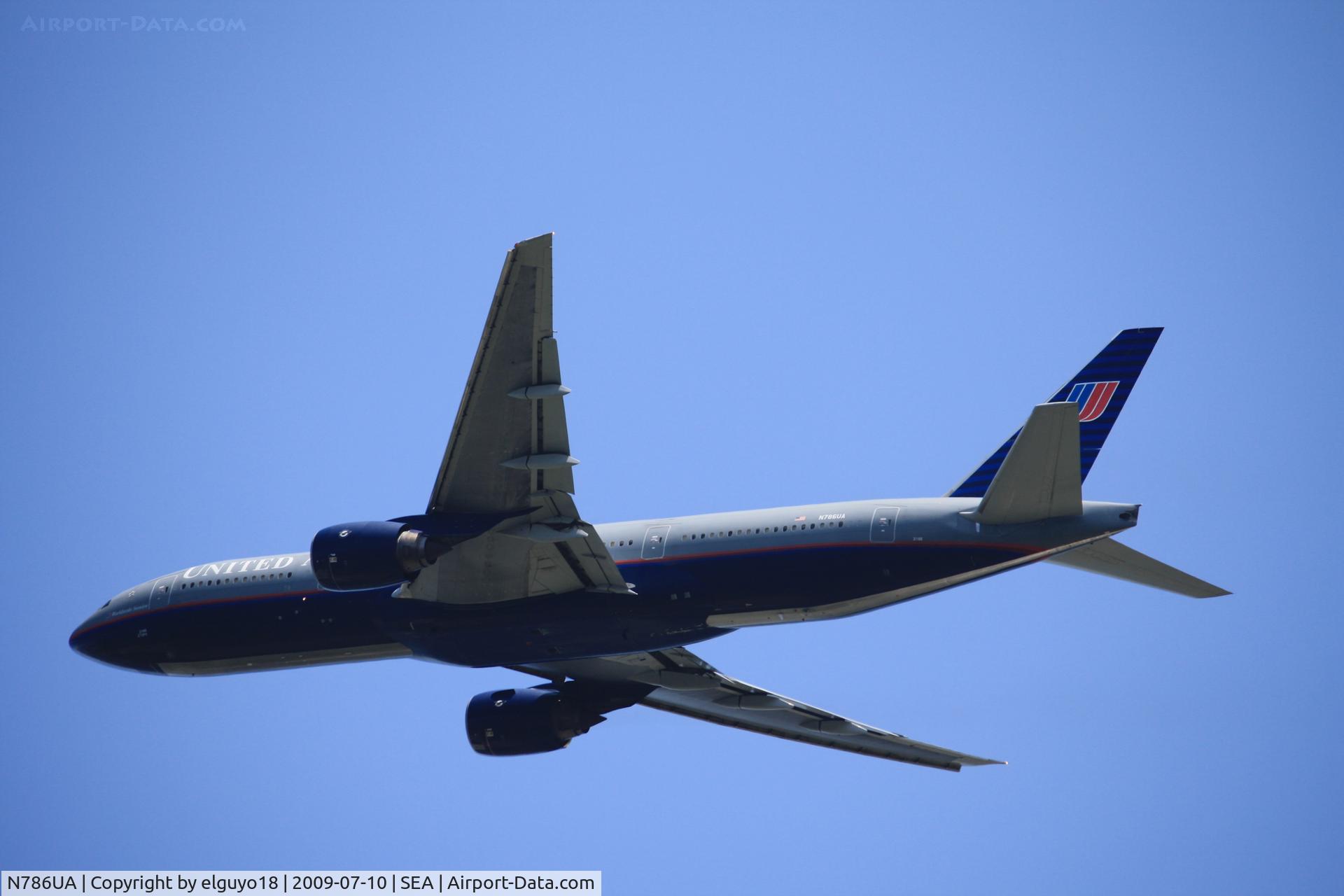N786UA, 1997 Boeing 777-222/ER C/N 26938, UNITED