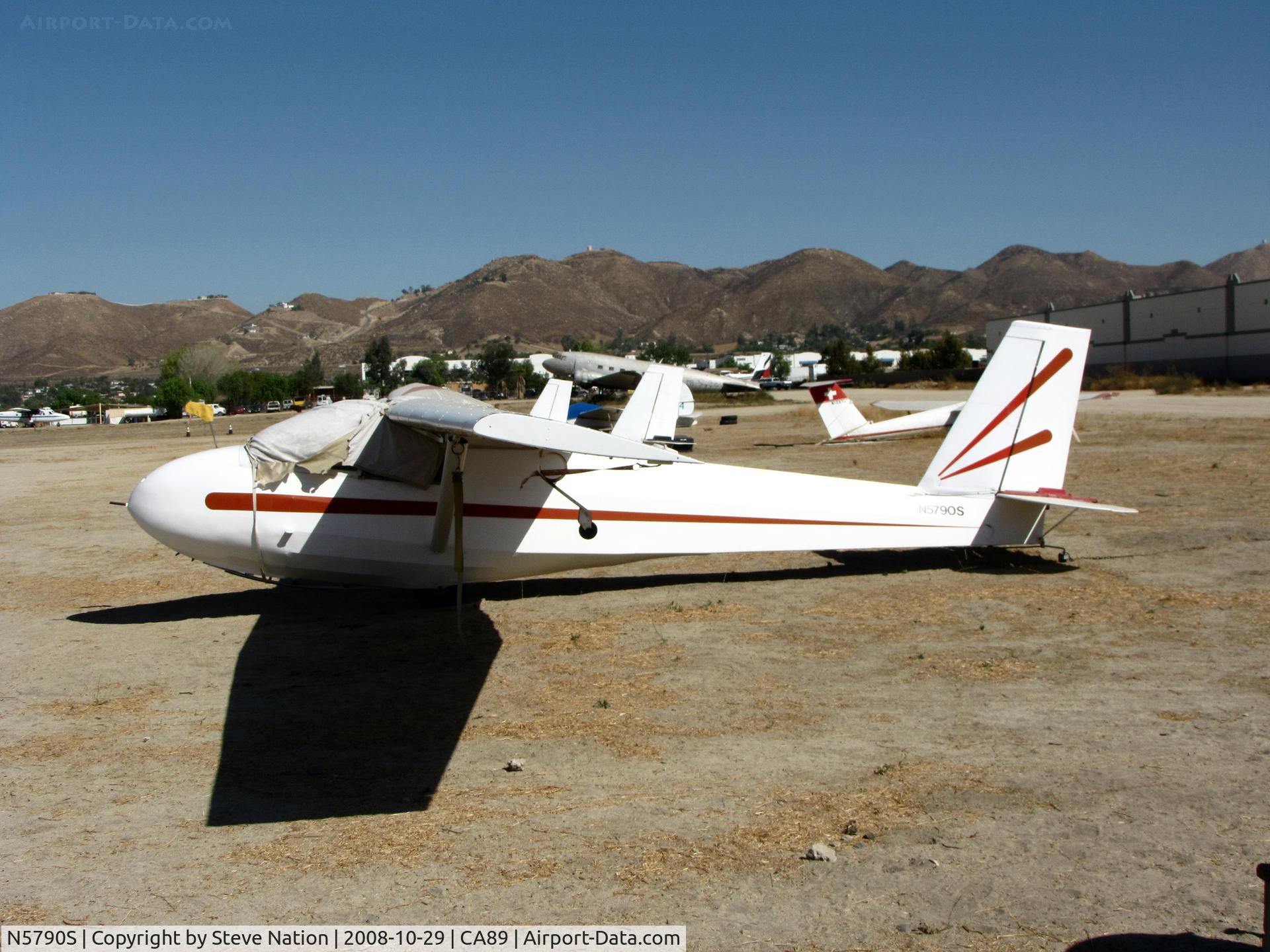 N5790S, 1968 Schweizer SGS 2-33A C/N 117, 