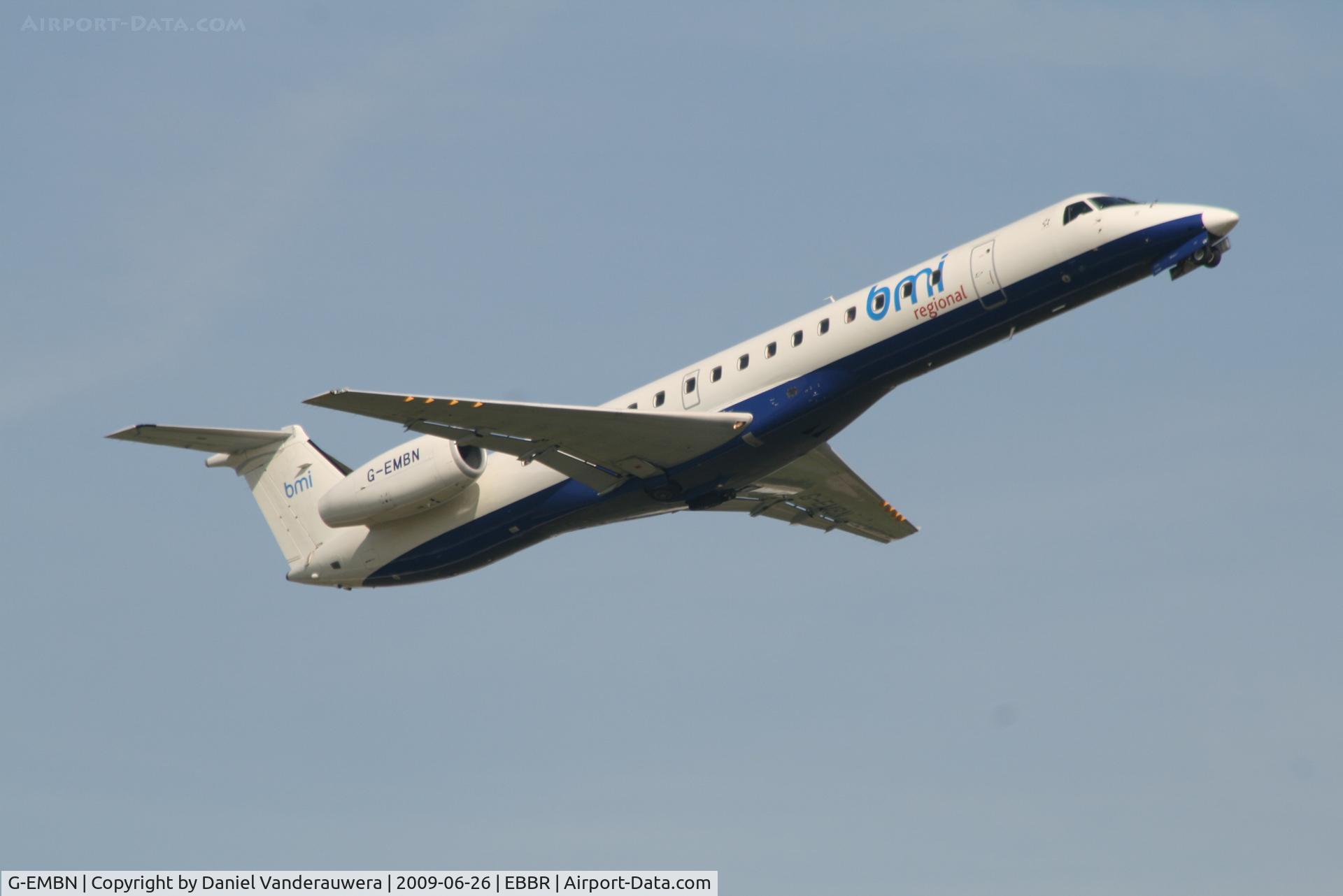 G-EMBN, 2000 Embraer EMB-145EP (ERJ-145EP) C/N 145201, Flight BD142 is taking off from rwy 07R
