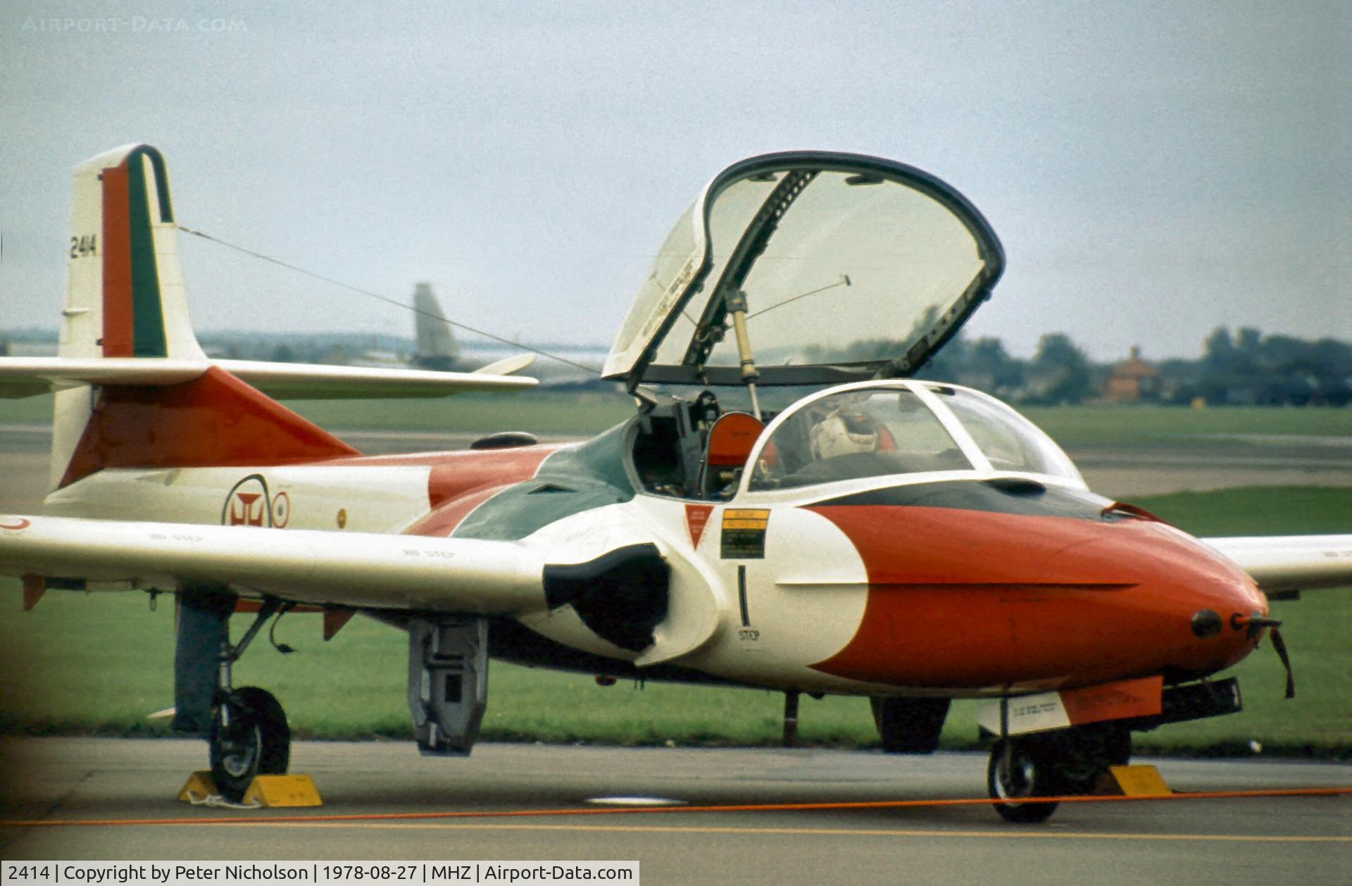 2414, 1962 Cessna T-37C Tweety Bird C/N 40739, Cessna T-37C, built as 62-5939, of the Portuguese Air Force's Asas de Portugal aerial display team at the 1978 Mildenhall Air Fete.