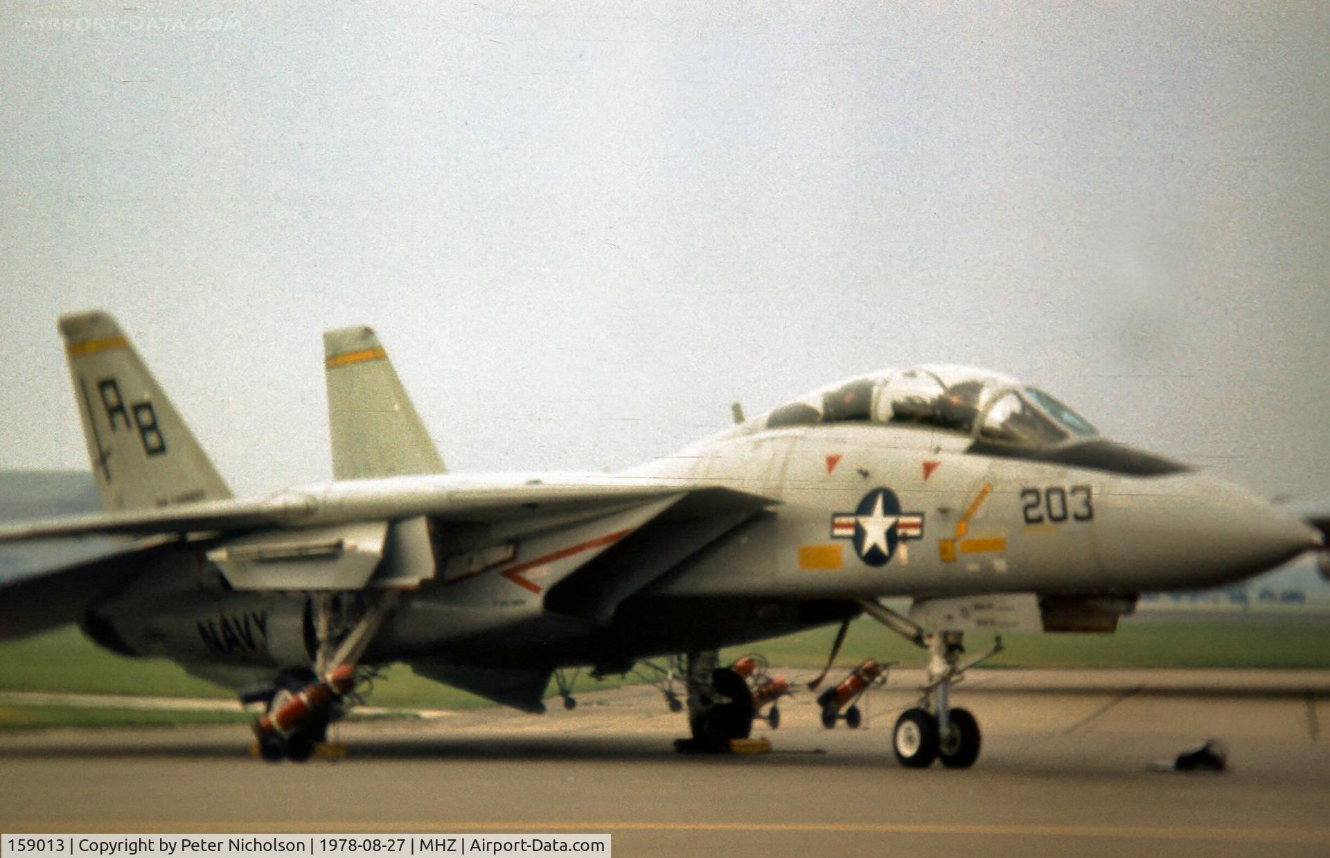 159013, Grumman F-14A Tomcat C/N 74, F-14A Tomcat of VF-32 at the 1978 Mildenhall Air Fete.