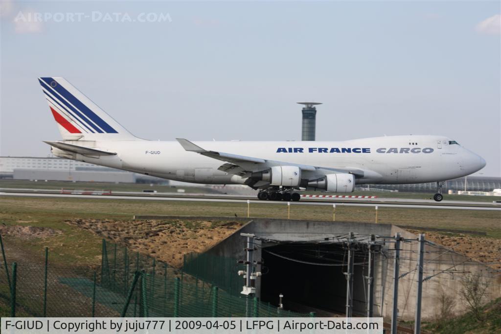 F-GIUD, 2004 Boeing 747-428F/ER/SCD C/N 32870, on landing at CDG