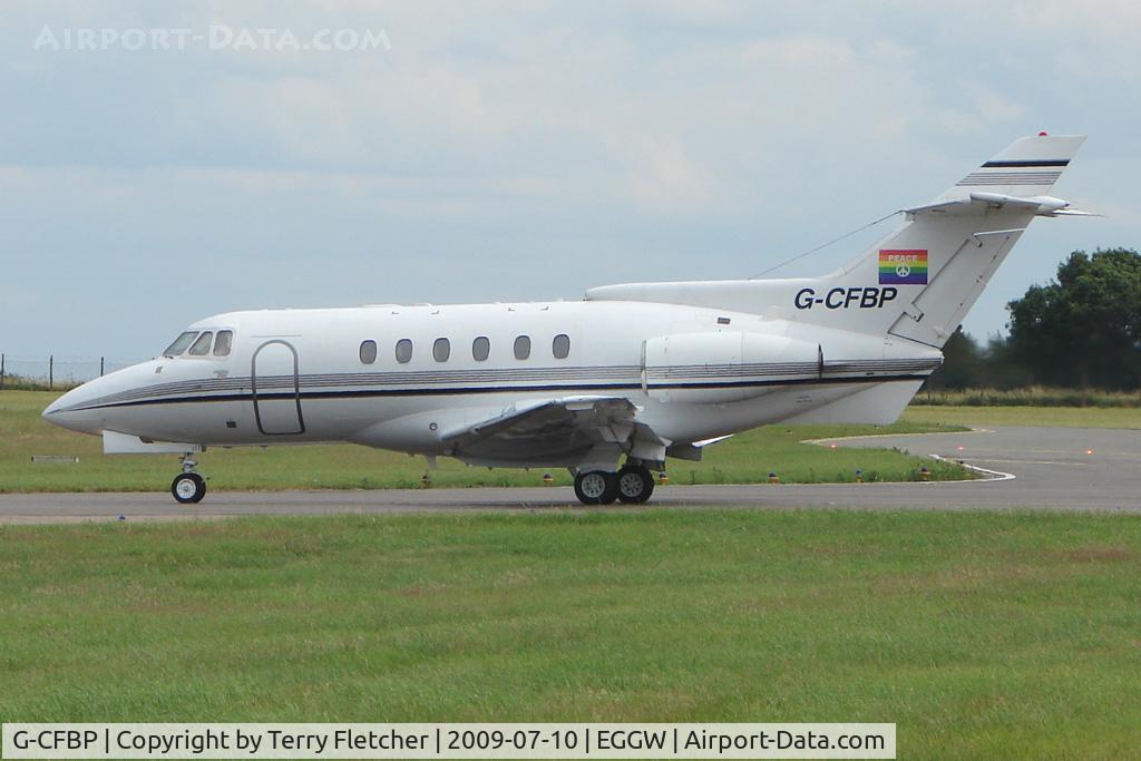 G-CFBP, 1980 British Aerospace HS.125-700A C/N 257105, BAe125 taxies out at Luton