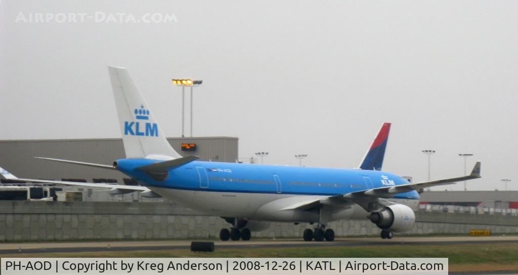 PH-AOD, 2006 Airbus A330-203 C/N 738, Gloomy day at ATL