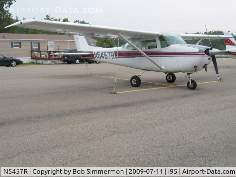 N5457R, 1965 Cessna 172F C/N 17253013, On the ramp at Kenton, Ohio.