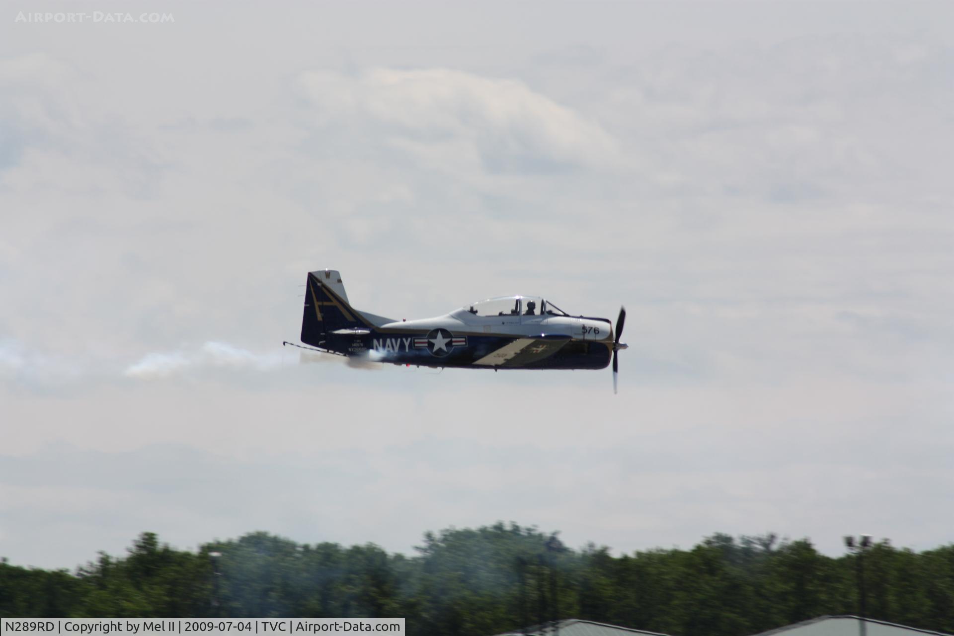 N289RD, 1956 North American T-28C Trojan C/N 226-153, Overhead Approach For RWY 28