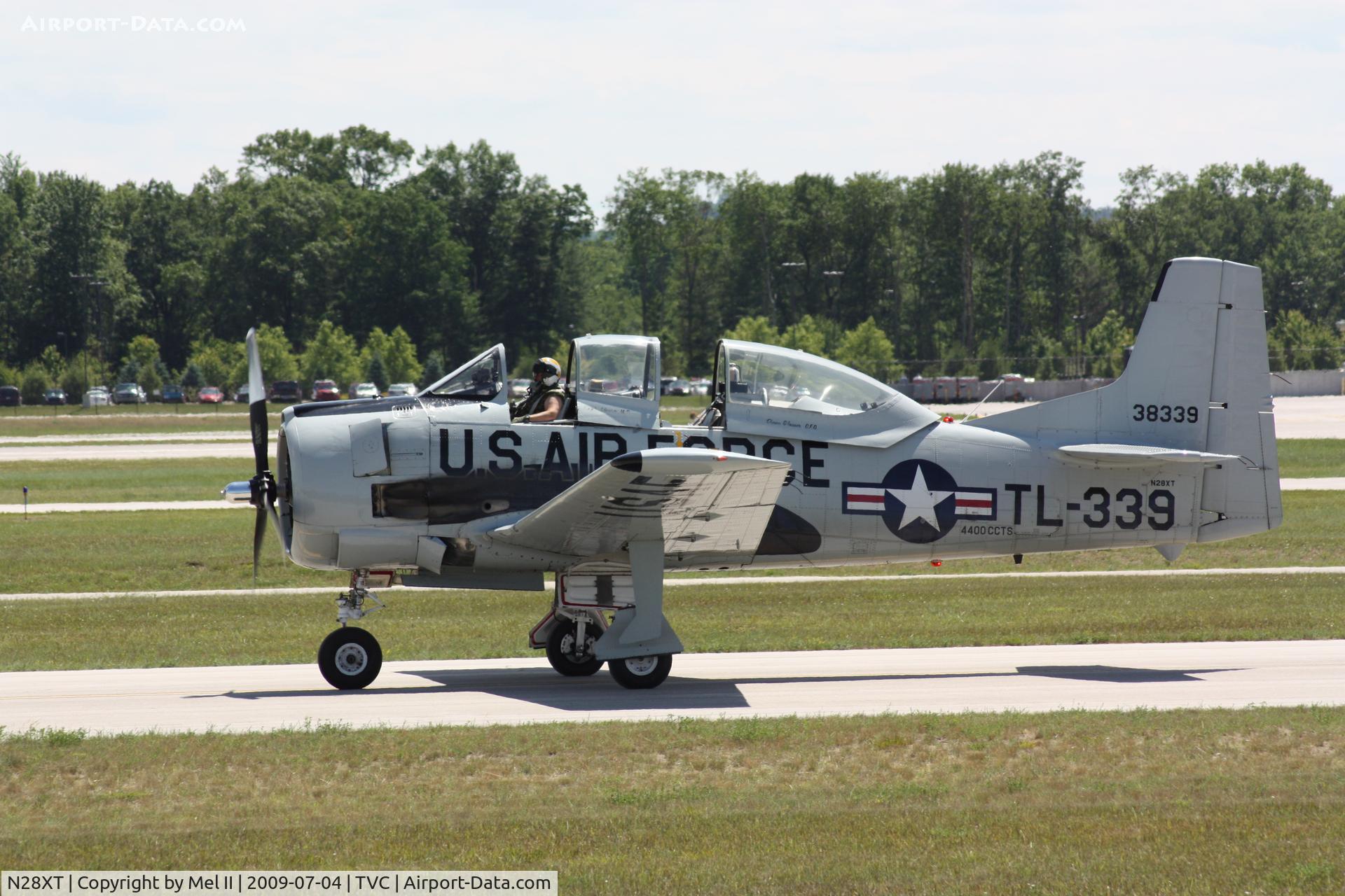 N28XT, 1958 North American T-28B Trojan C/N 200-410 (138339), Taxi To NMC Aviation Hangar